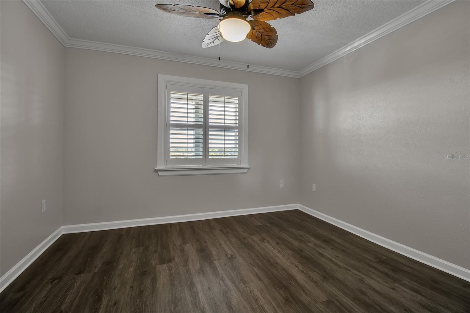 Image 18 of 41 For 3484 Lake Bayshore Drive P515