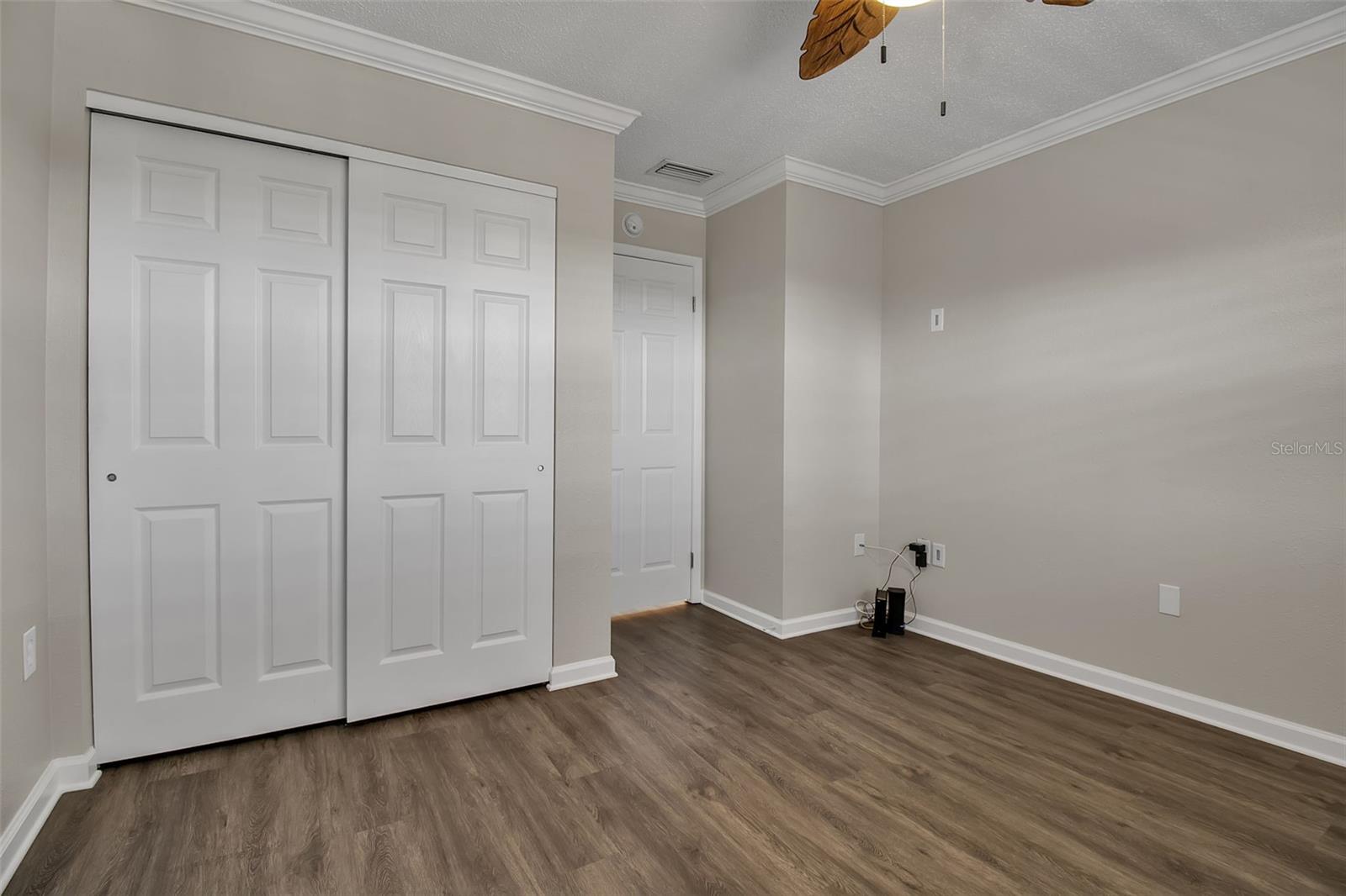 Image 20 of 41 For 3484 Lake Bayshore Drive P515