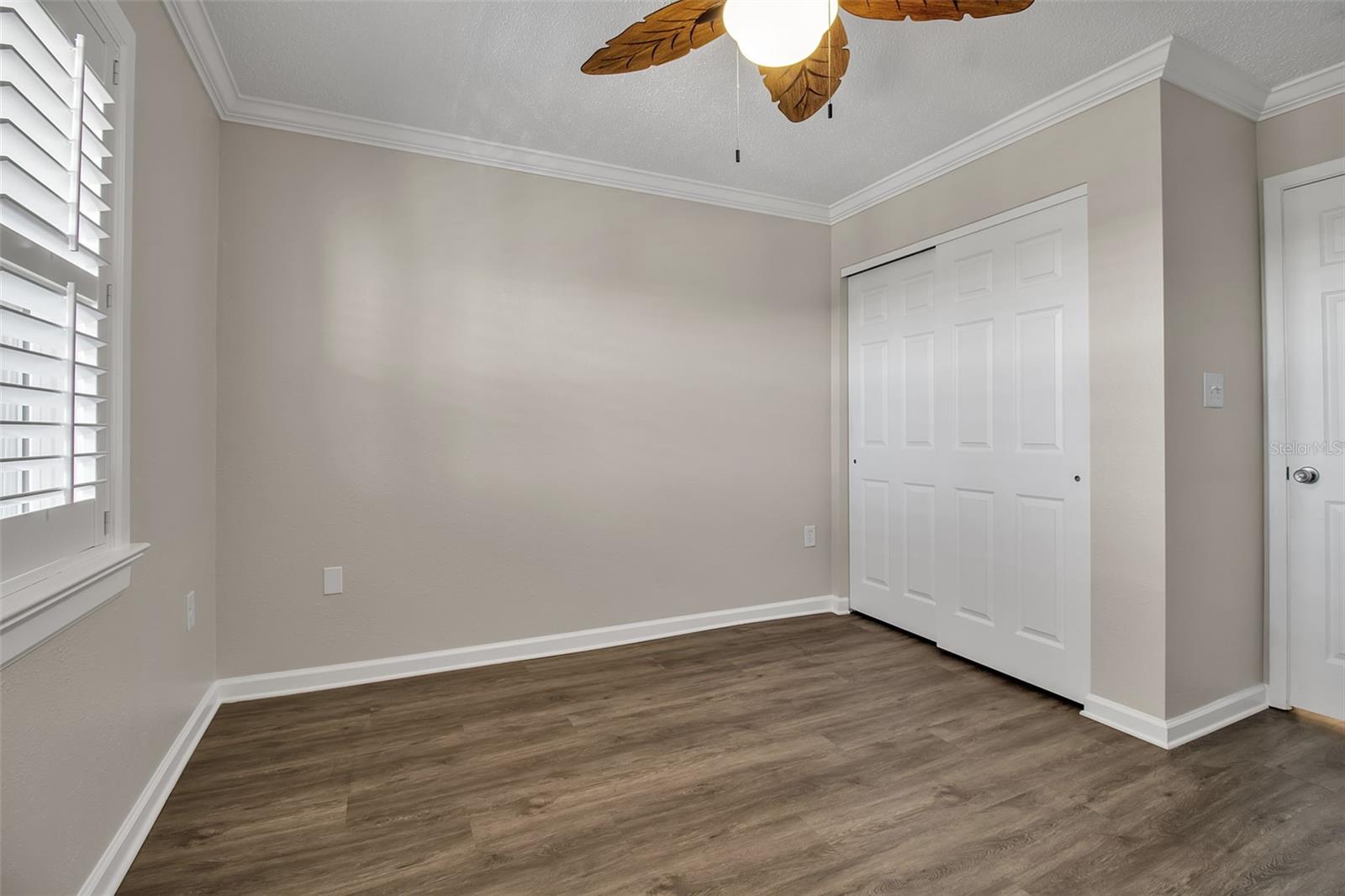 Image 21 of 41 For 3484 Lake Bayshore Drive P515