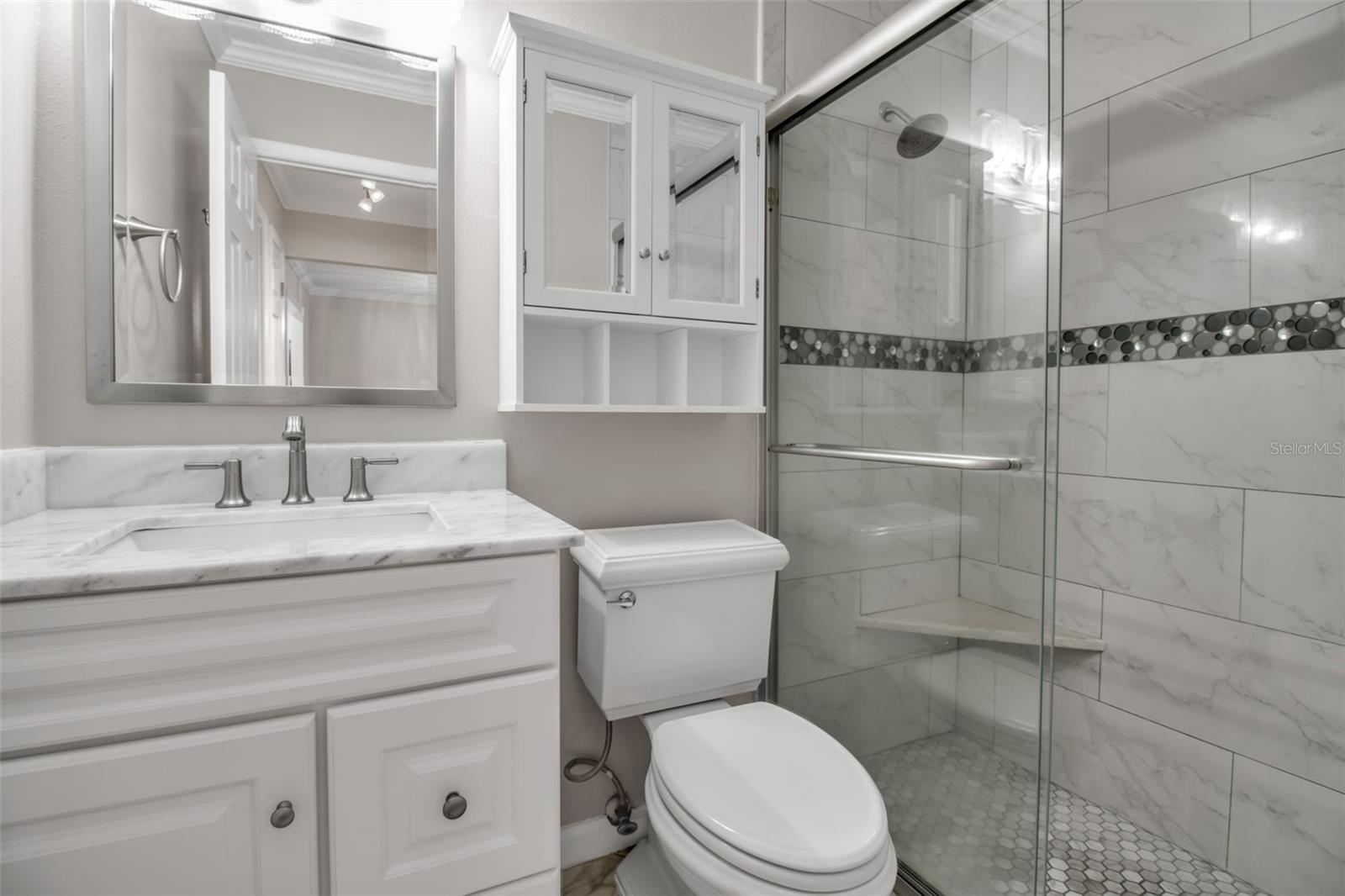 Image 22 of 41 For 3484 Lake Bayshore Drive P515