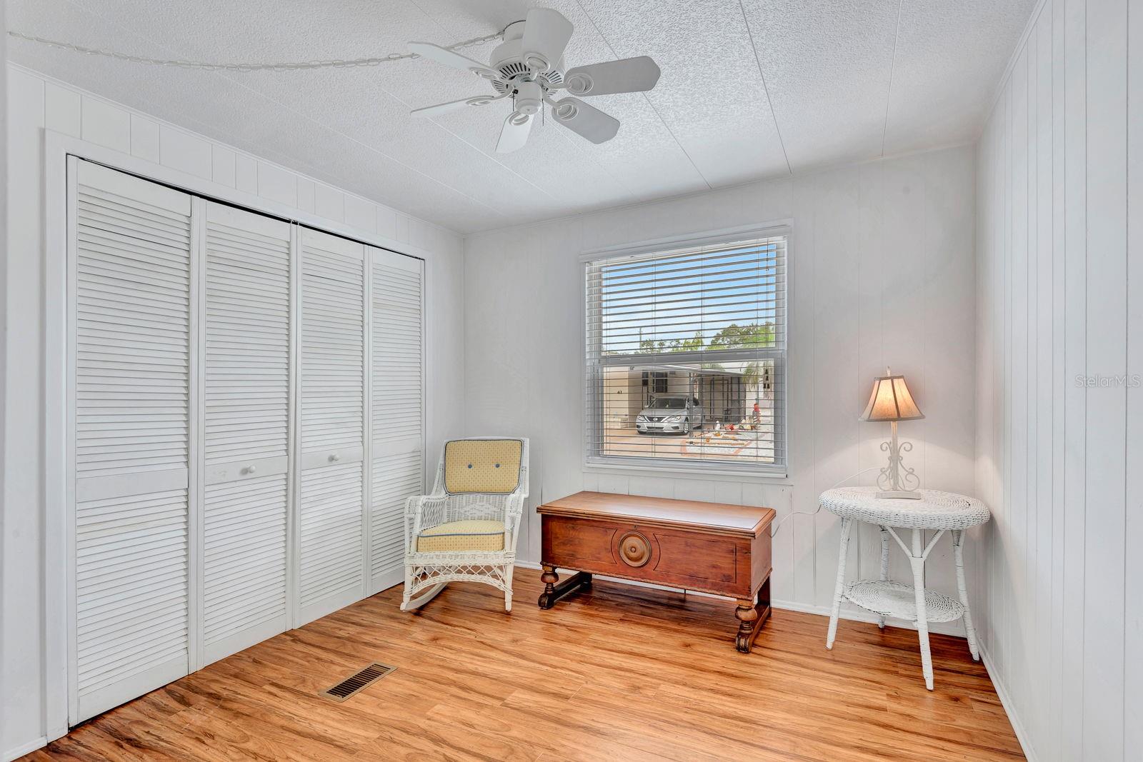 Image 15 of 43 For 2107 Palma Sola Boulevard 84