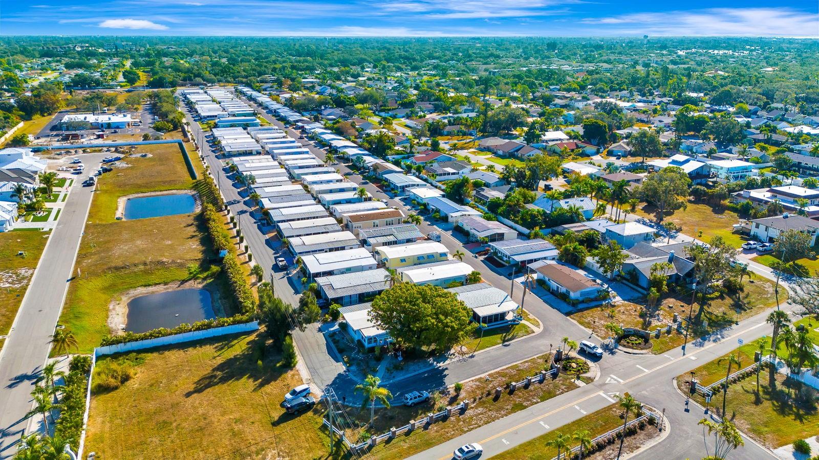 Image 30 of 43 For 2107 Palma Sola Boulevard 84