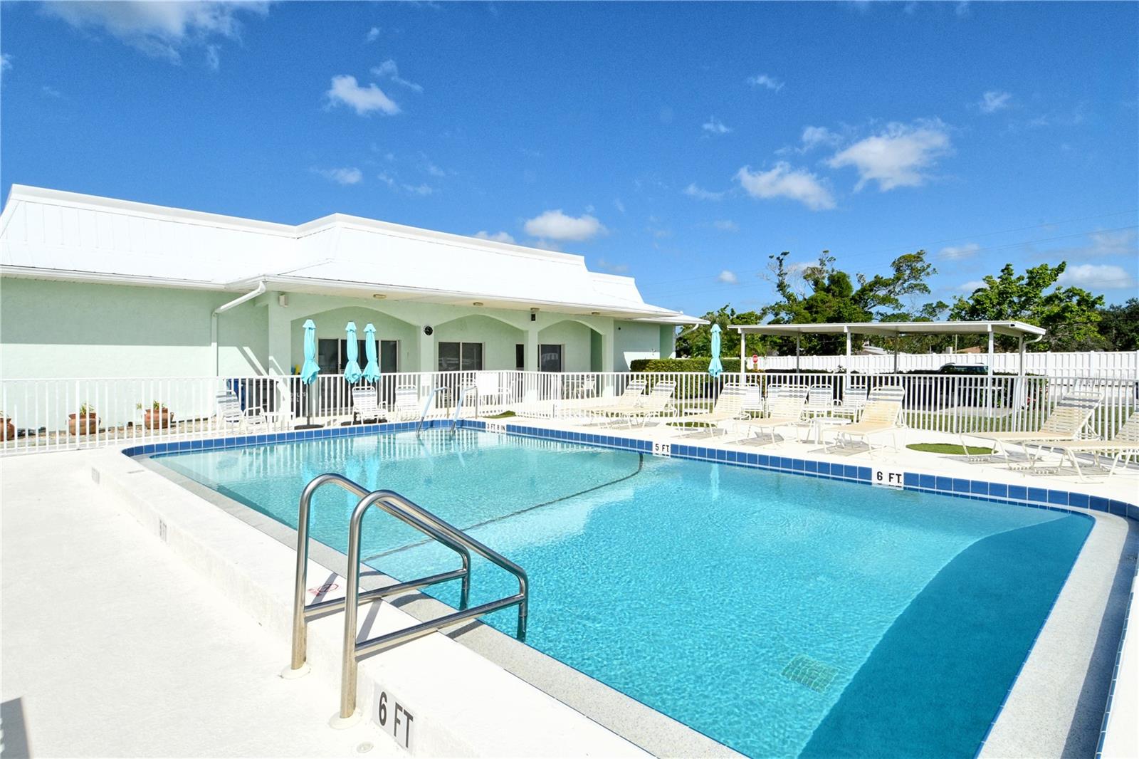 Image 42 of 43 For 2107 Palma Sola Boulevard 84