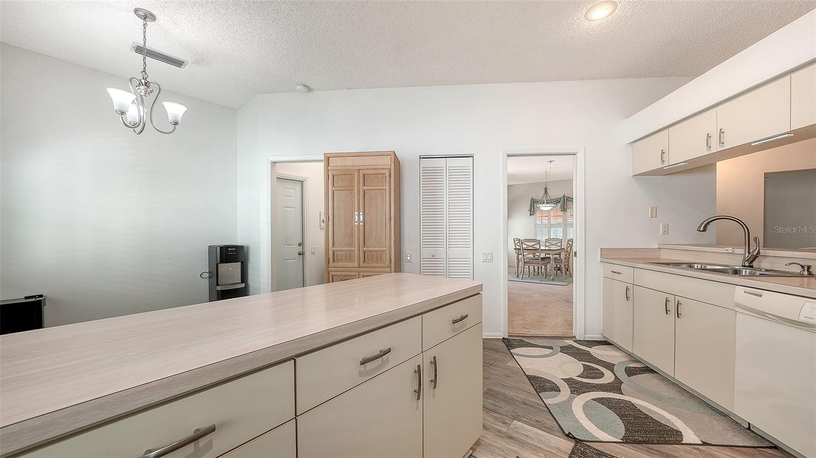 Image 18 of 56 For 4977 Tamarack Trail