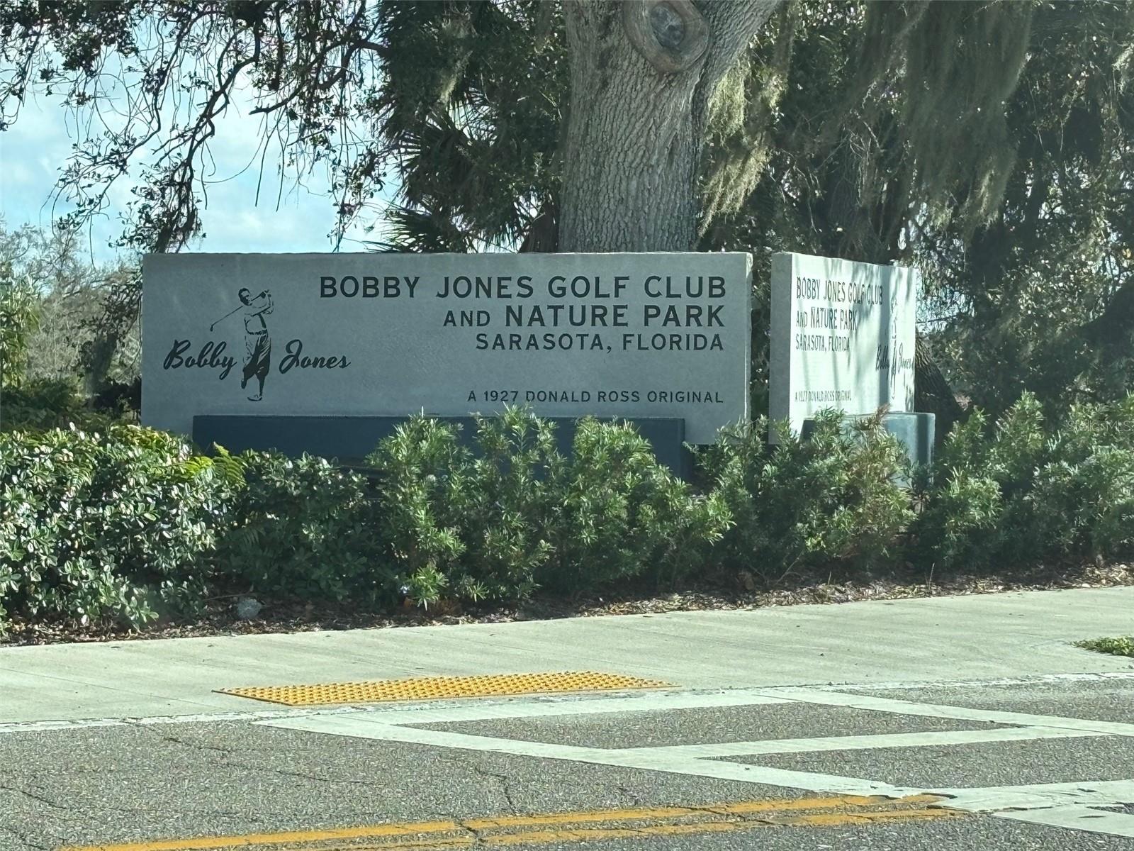 Image 8 of 17 For 1540 Glen Oaks Drive E B222