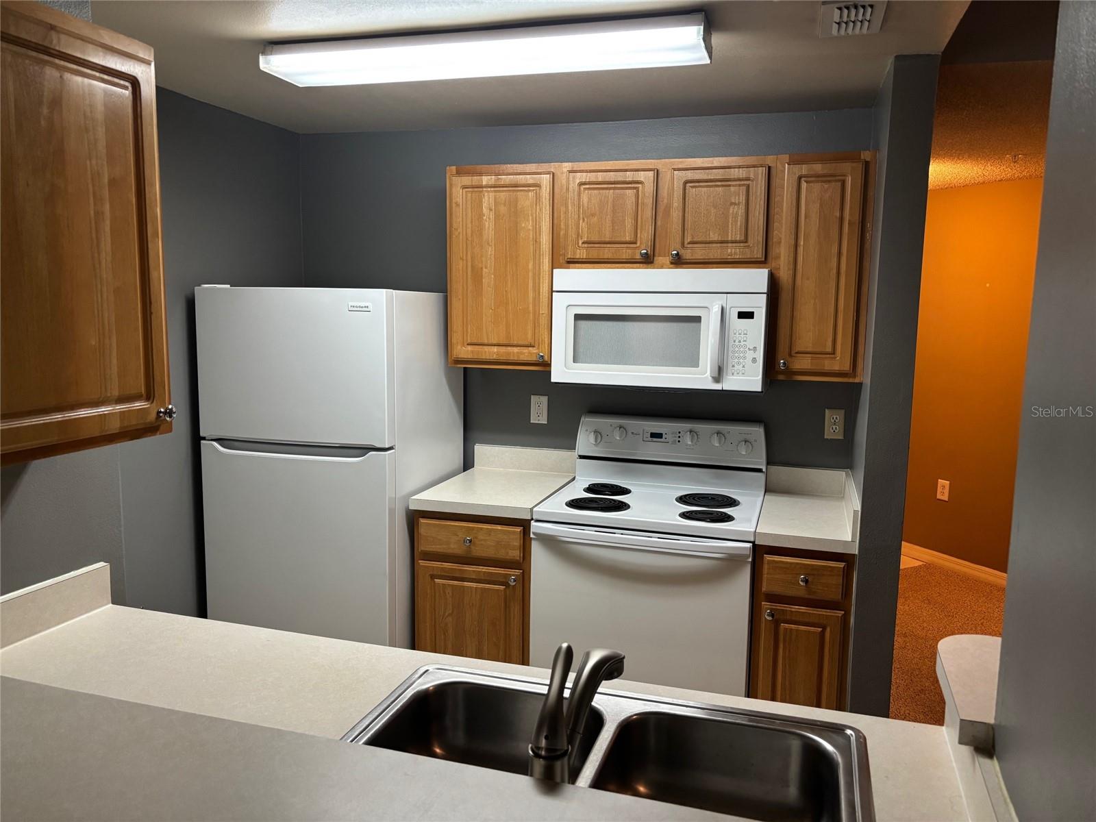 Image 2 of 9 For 5500 Bentgrass Drive 6-110