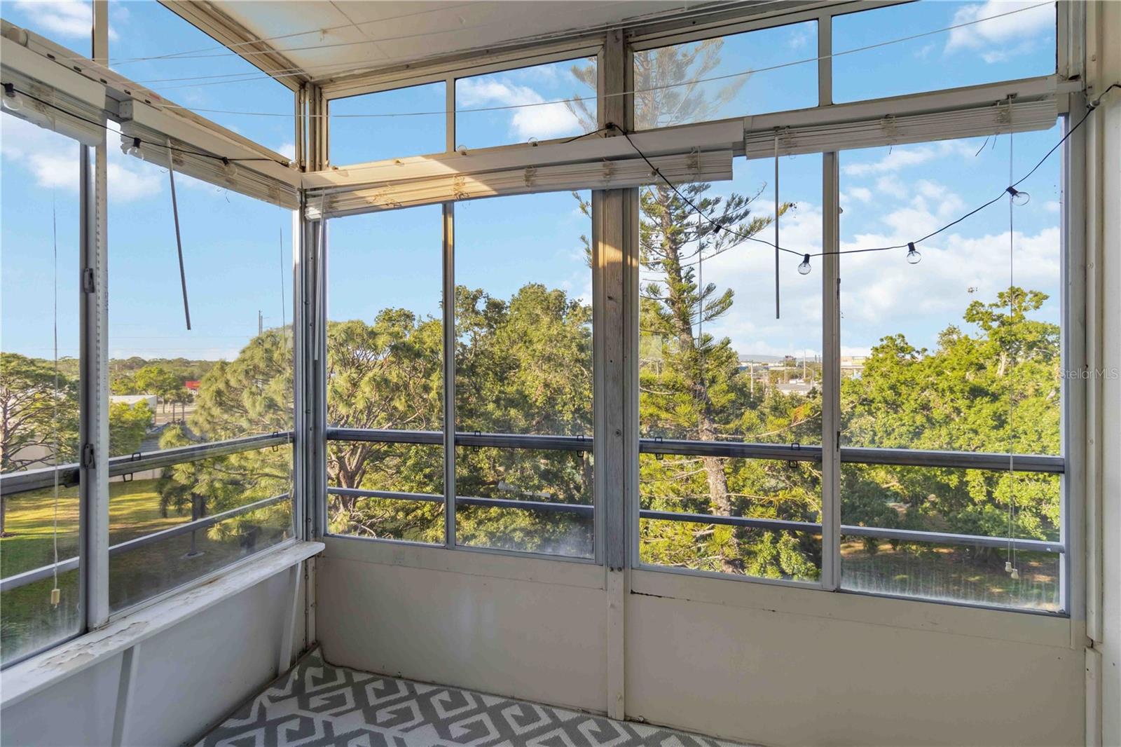 Image 17 of 30 For 4440 Ironwood Circle 508d