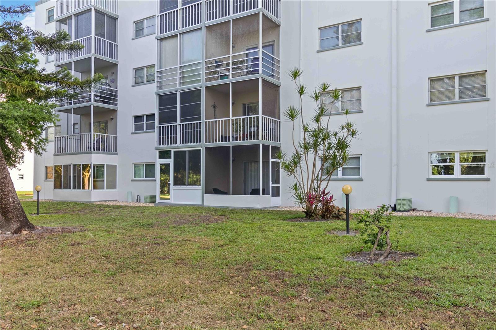 Image 22 of 30 For 4440 Ironwood Circle 508d