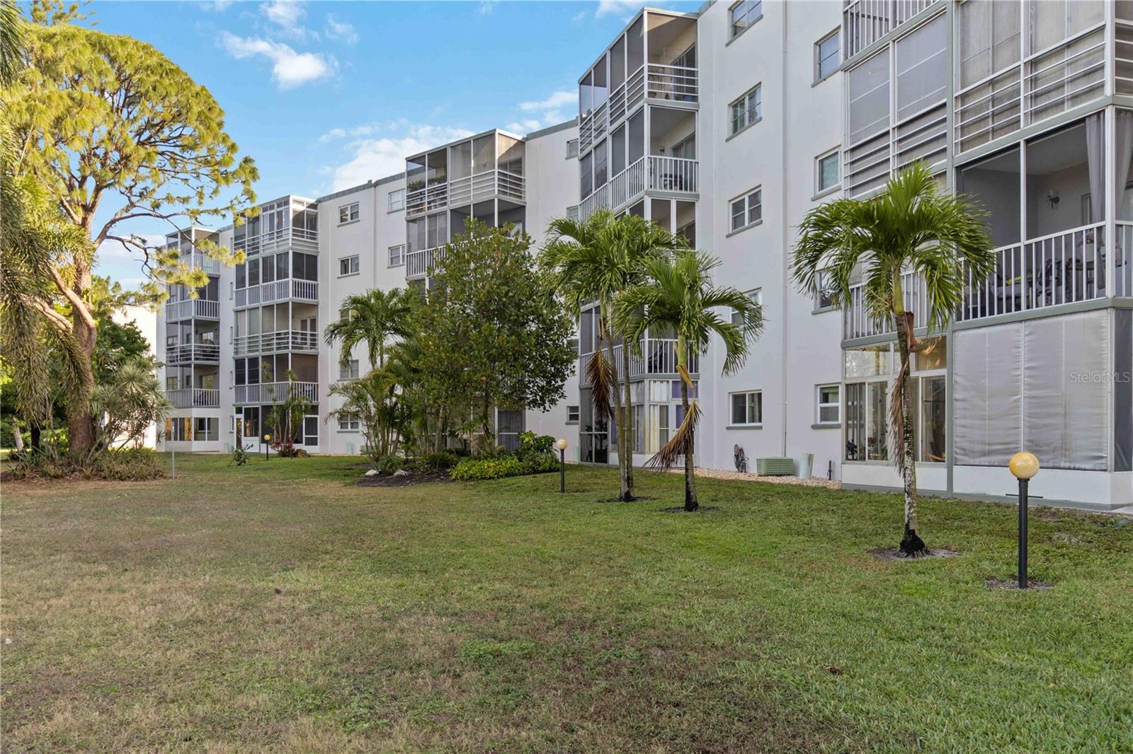 Image 23 of 30 For 4440 Ironwood Circle 508d