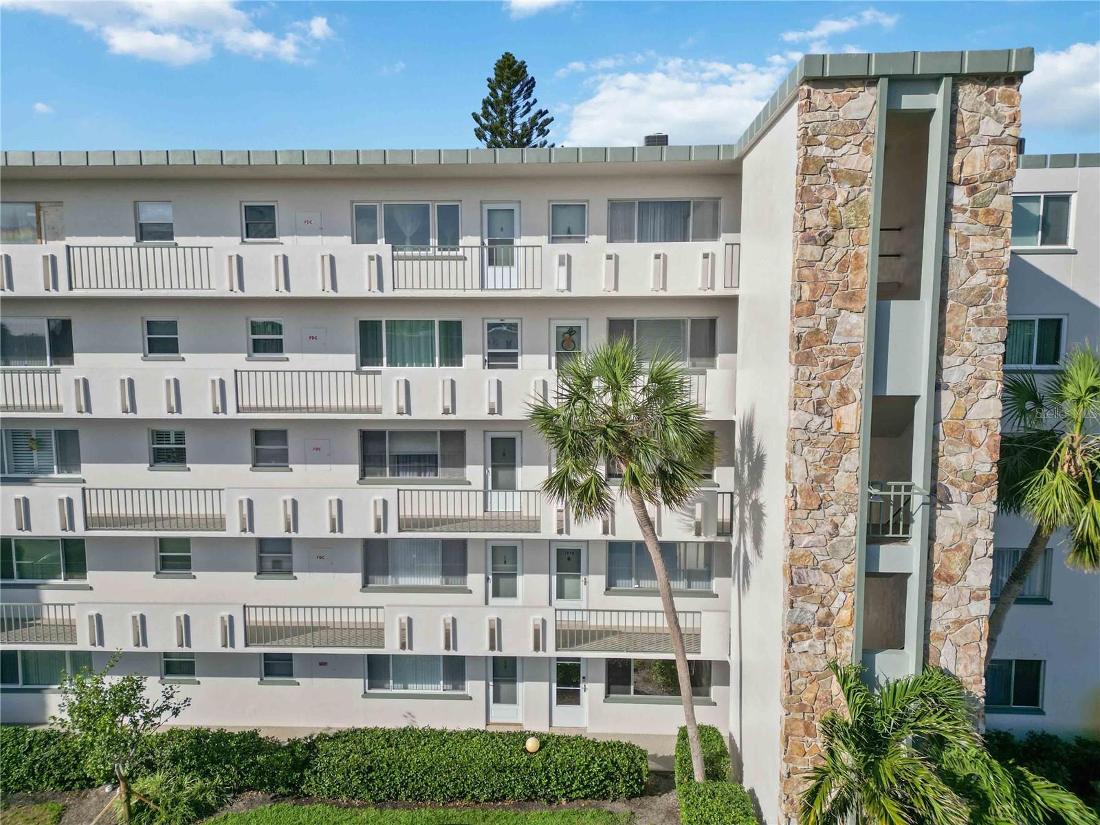 Image 26 of 30 For 4440 Ironwood Circle 508d