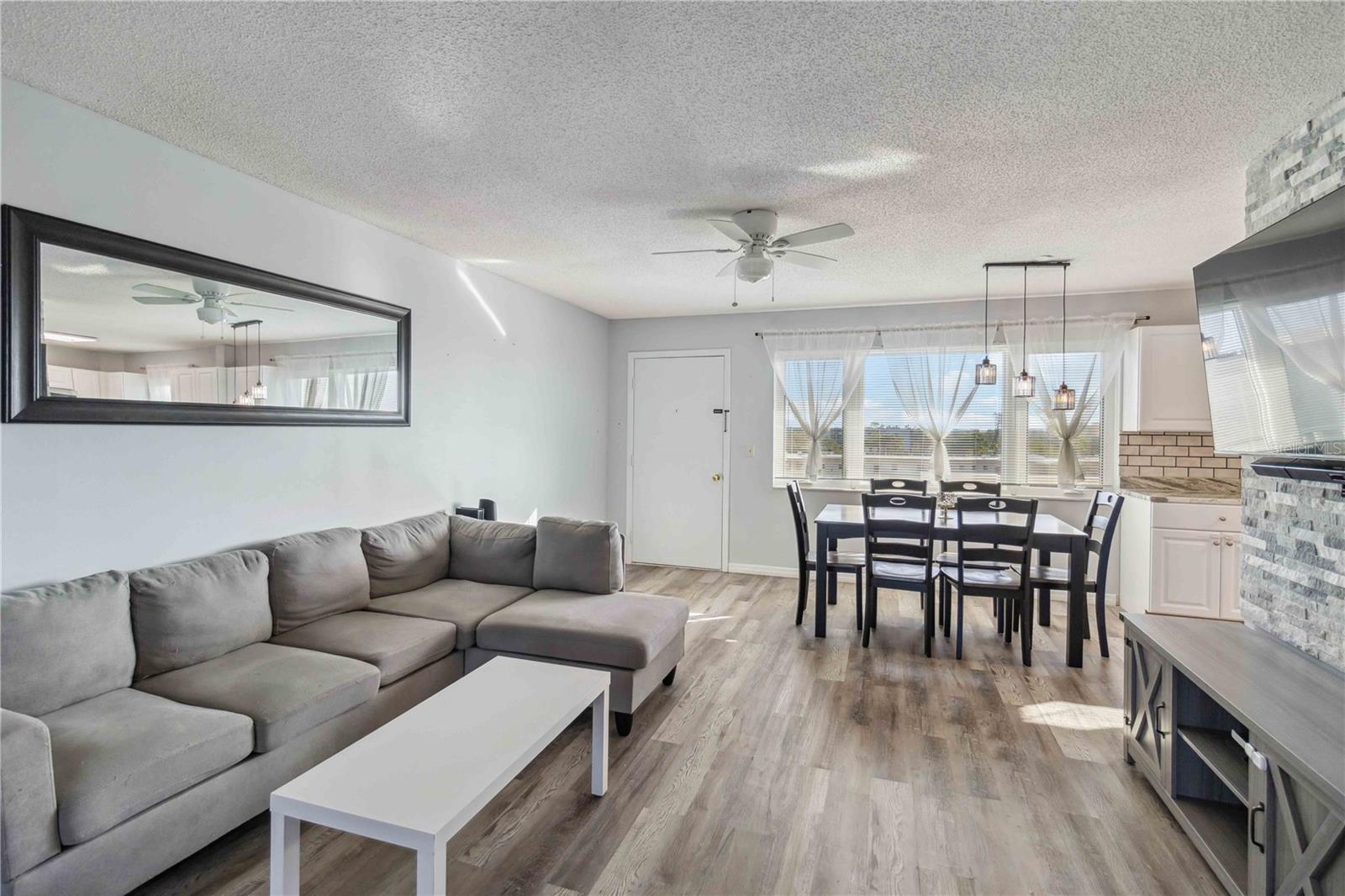 Image 8 of 30 For 4440 Ironwood Circle 508d