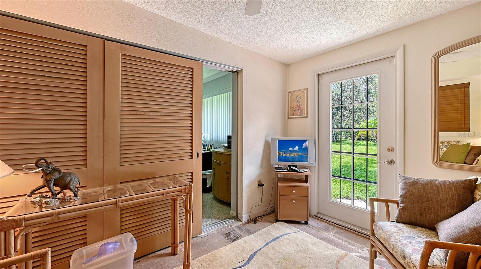 Image 38 of 78 For 3012 Desoto Road