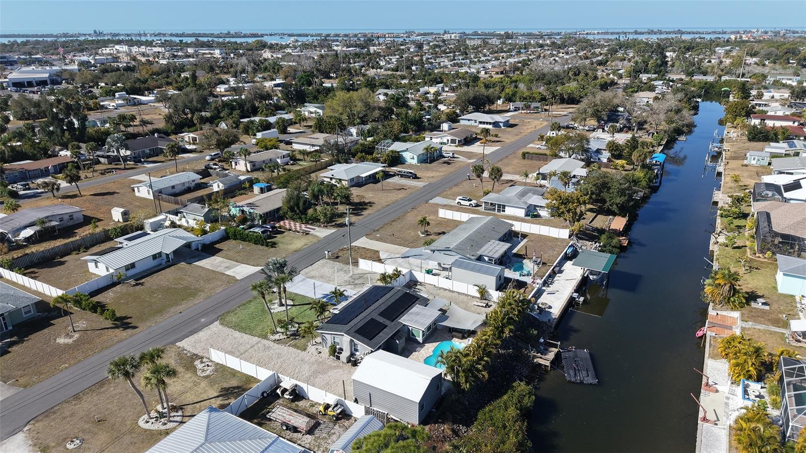 Listing photo id 0 for 848 4th Street