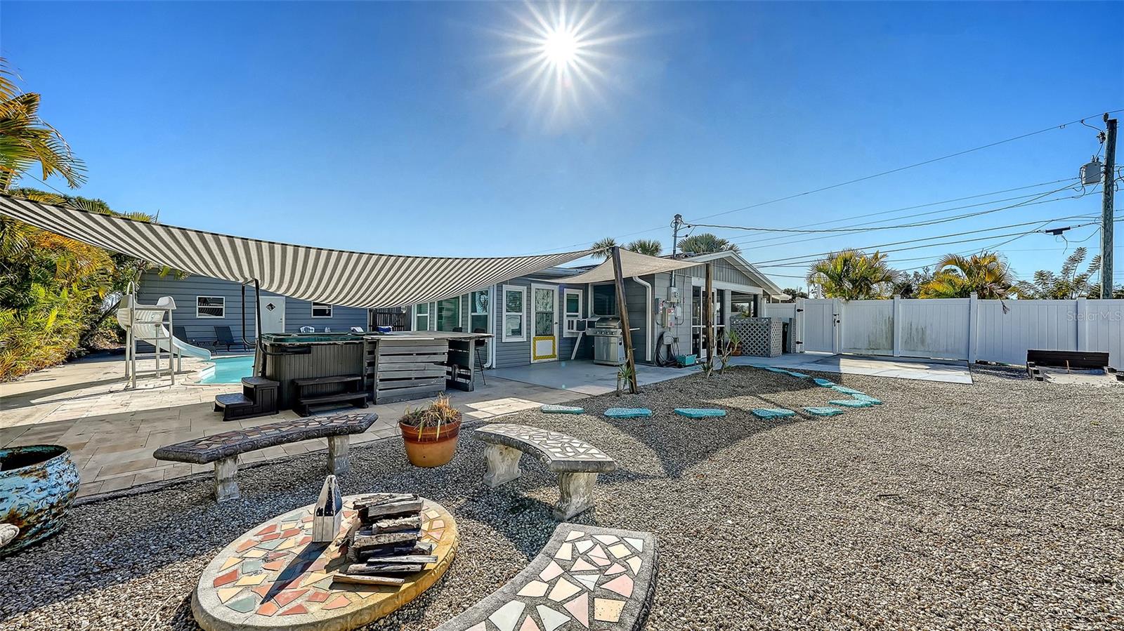 Listing photo id 42 for 848 4th Street