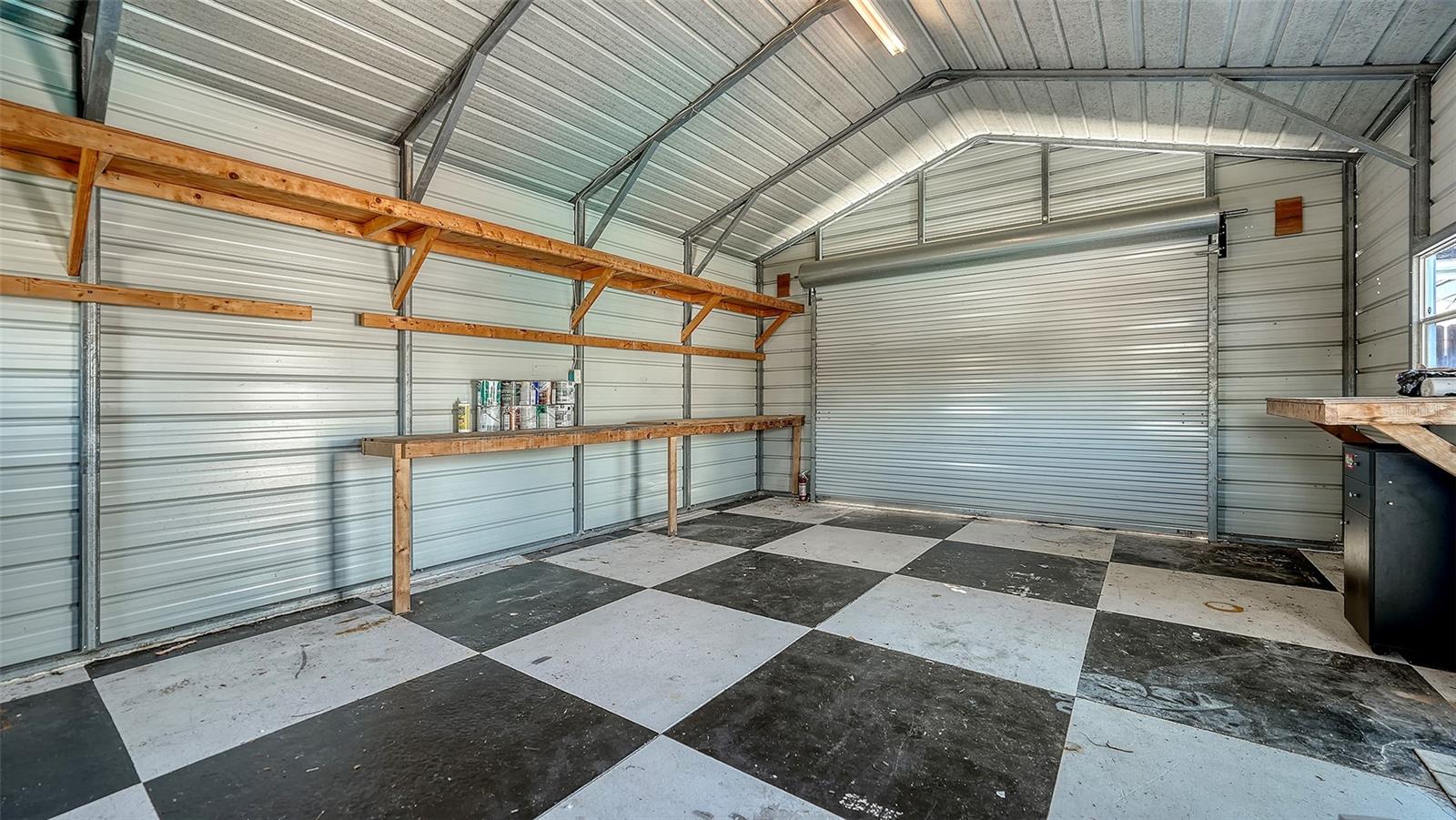 Listing photo id 50 for 848 4th Street