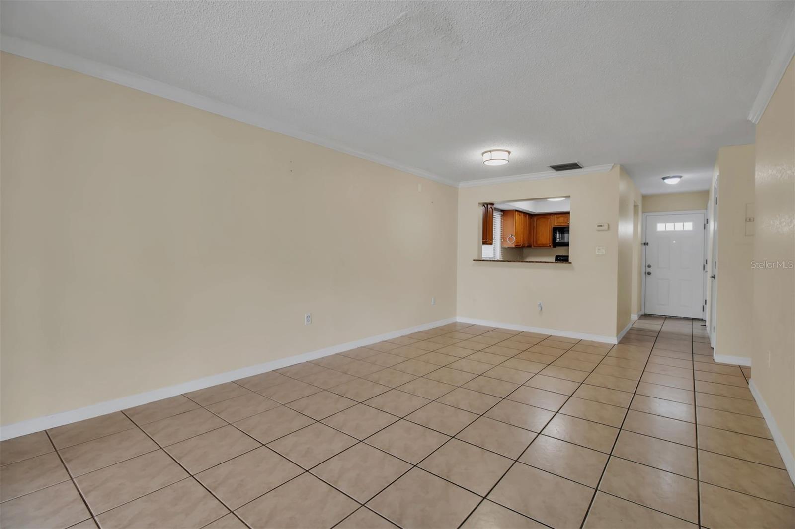 Image 14 of 33 For 960 La Costa Circle 2