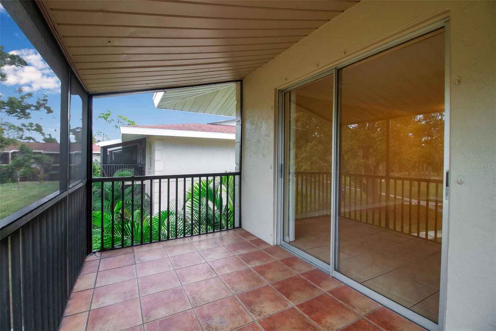 Image 22 of 33 For 960 La Costa Circle 2