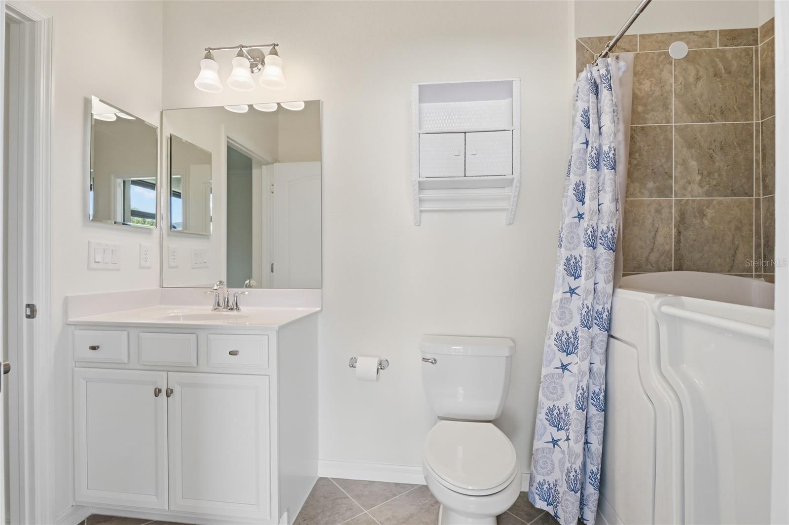 Image 31 of 47 For 14228 Vindel Circle