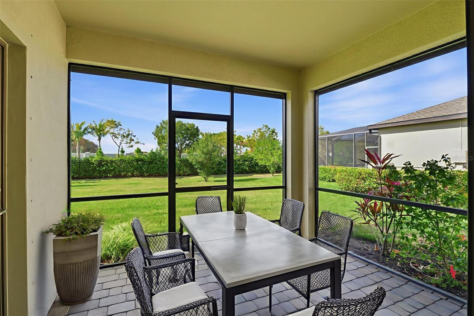 Image 40 of 47 For 14228 Vindel Circle