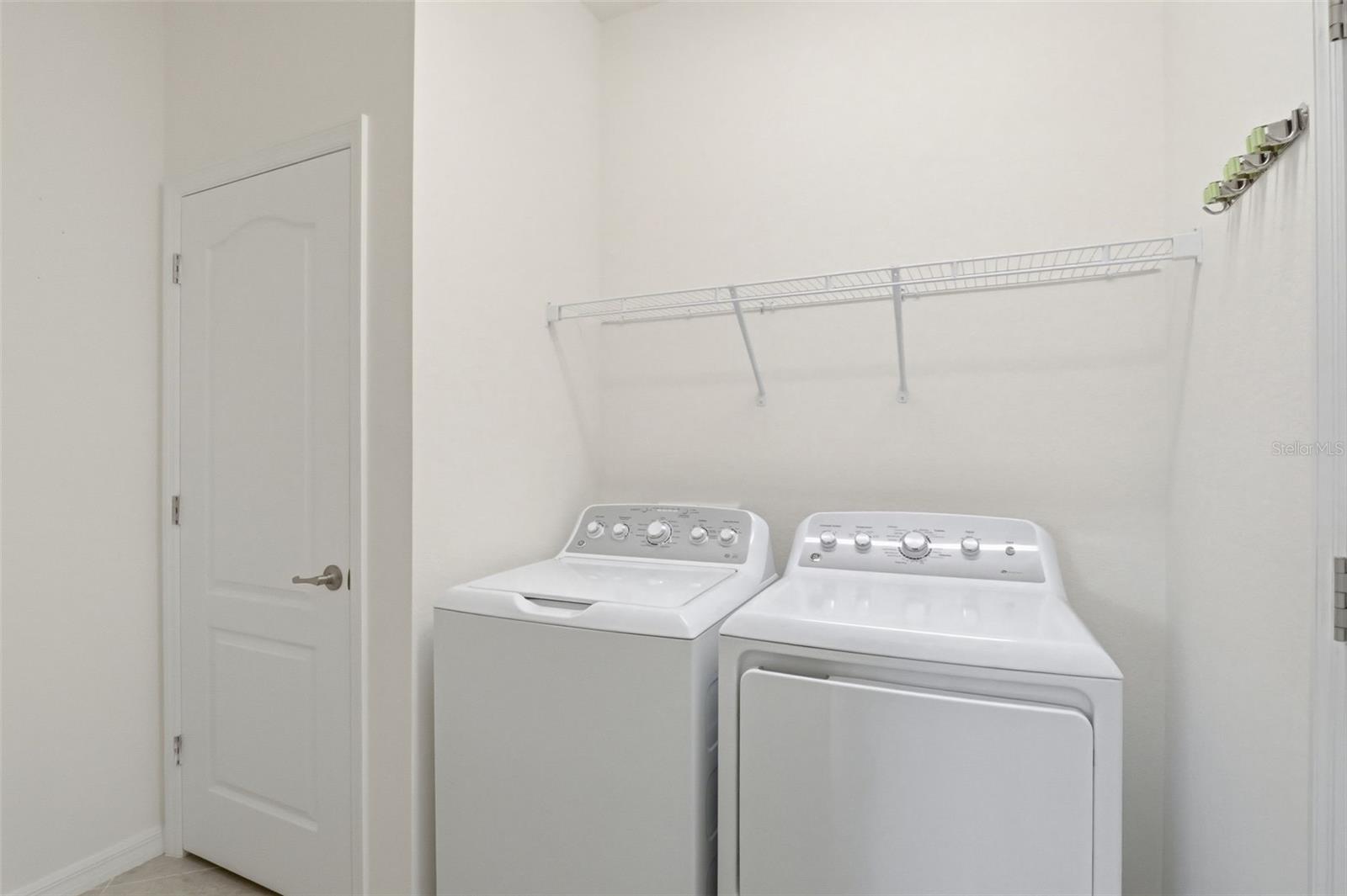 Image 9 of 47 For 14228 Vindel Circle