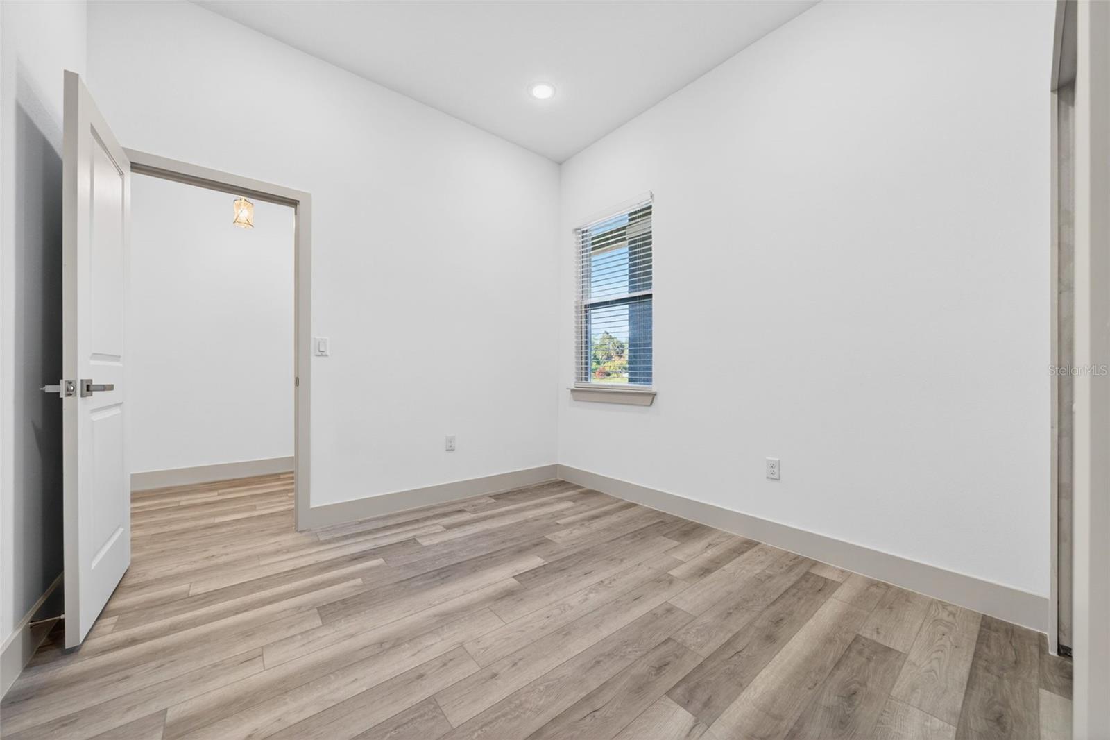 Image 26 of 70 For 4222 Chamberlain Boulevard