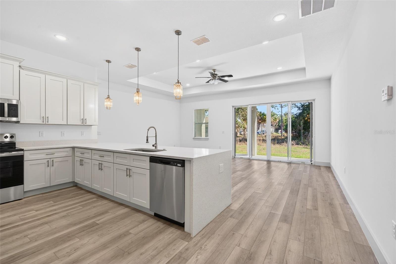 Image 7 of 70 For 4222 Chamberlain Boulevard