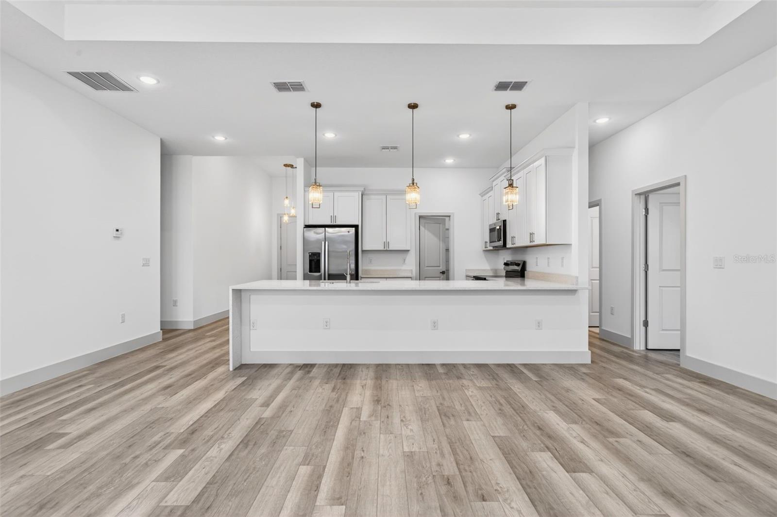 Image 8 of 70 For 4222 Chamberlain Boulevard