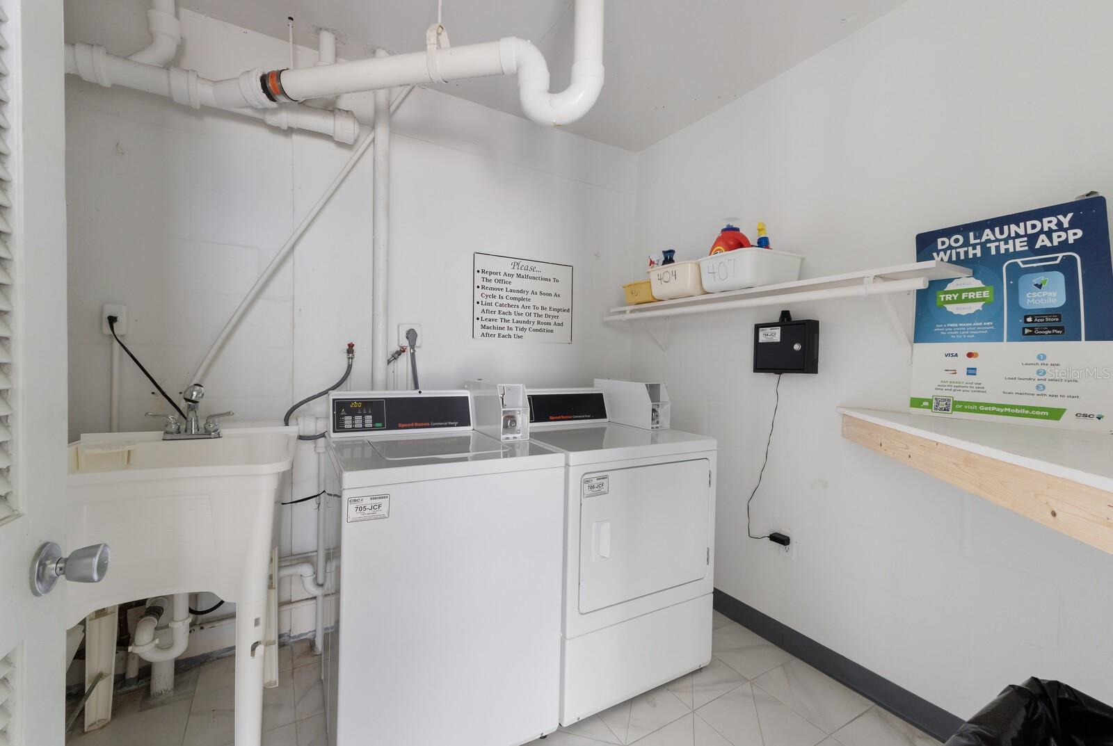 Image 46 of 64 For 5200 Gulf Drive 408