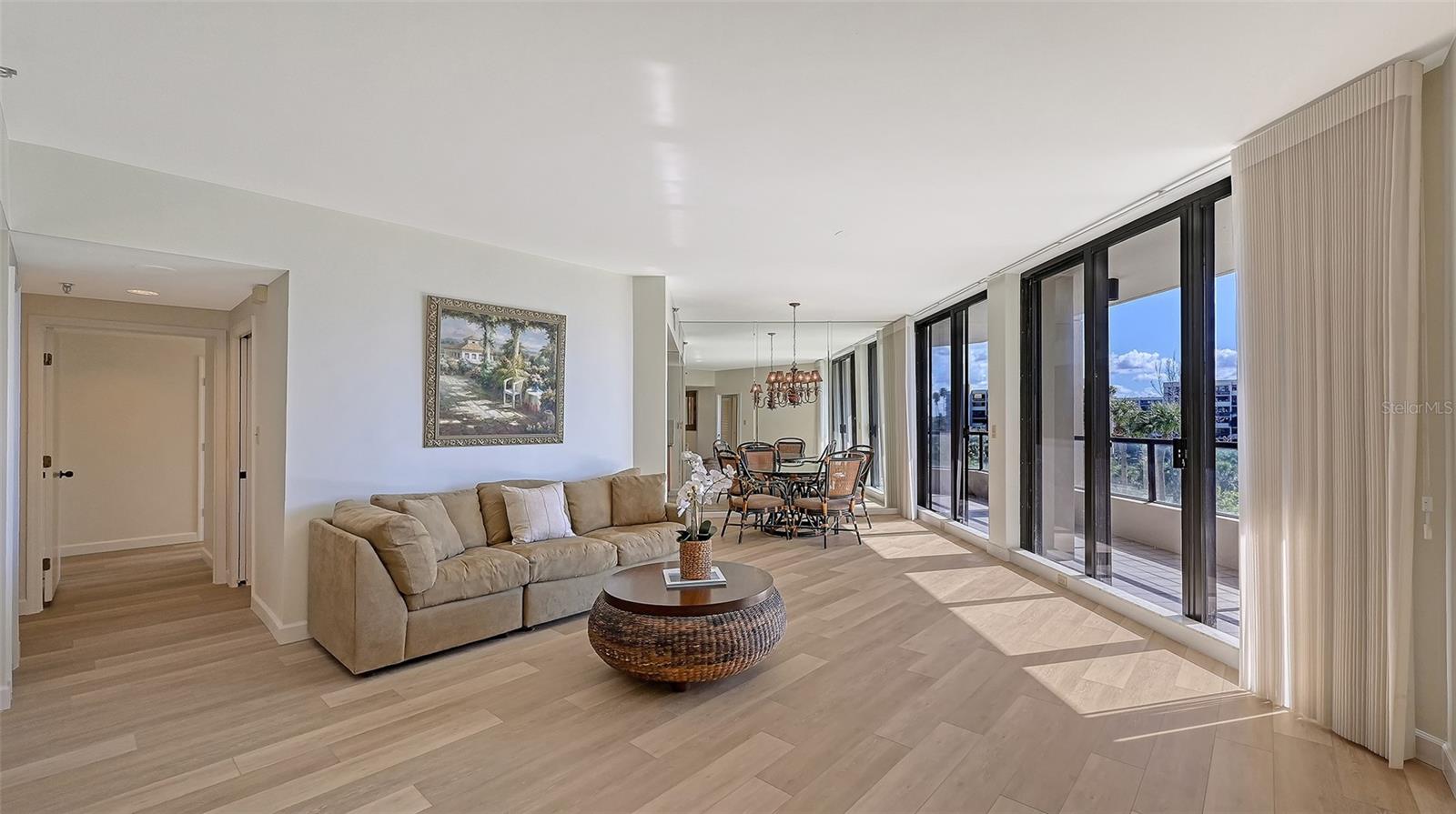 Image 10 of 42 For 1211 Gulf Of Mexico Drive 206