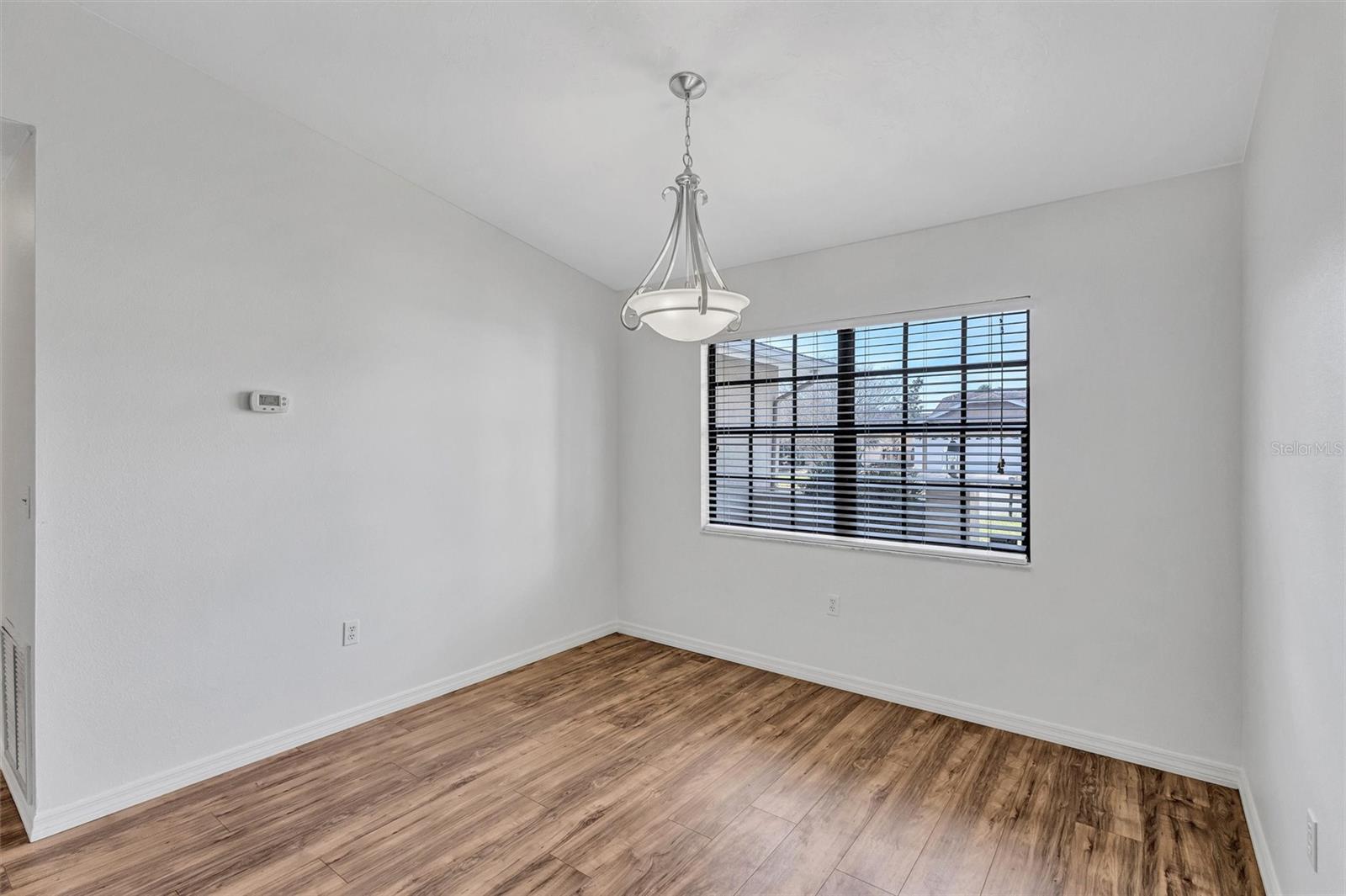 Image 21 of 56 For 5646 29th Street Circle E