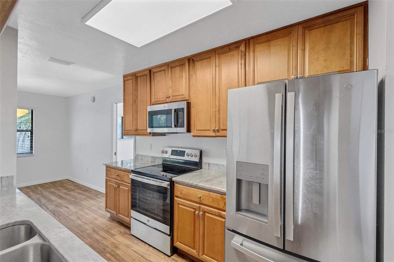 Image 27 of 56 For 5646 29th Street Circle E