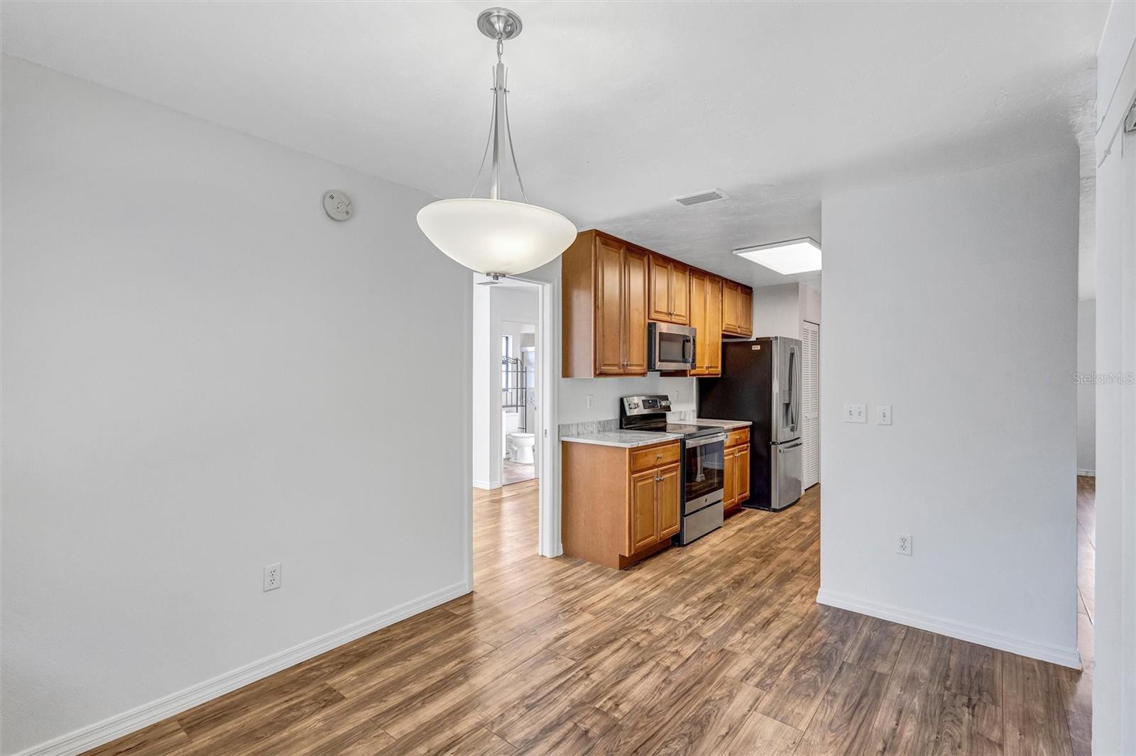 Image 29 of 56 For 5646 29th Street Circle E