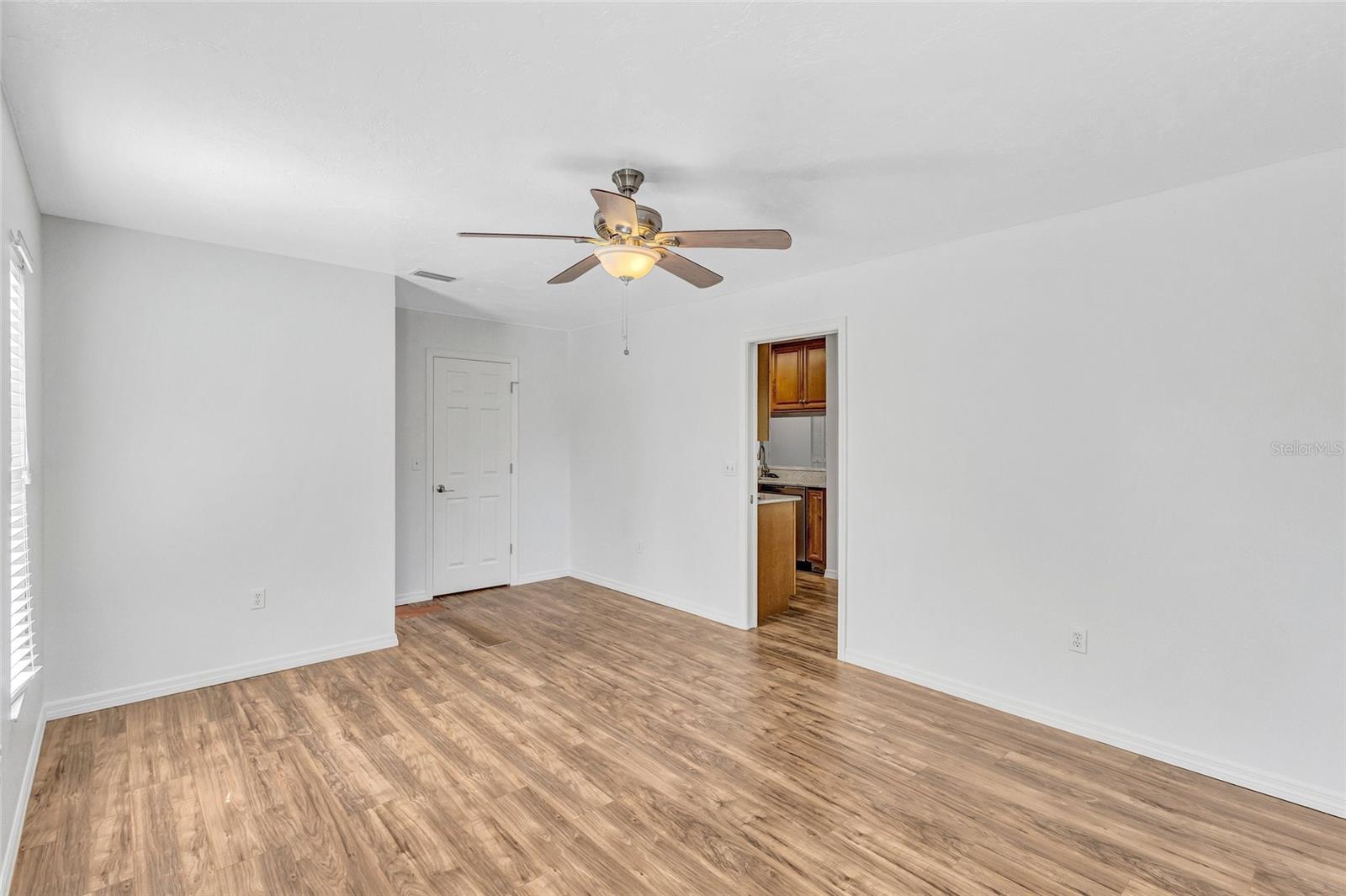 Image 31 of 56 For 5646 29th Street Circle E