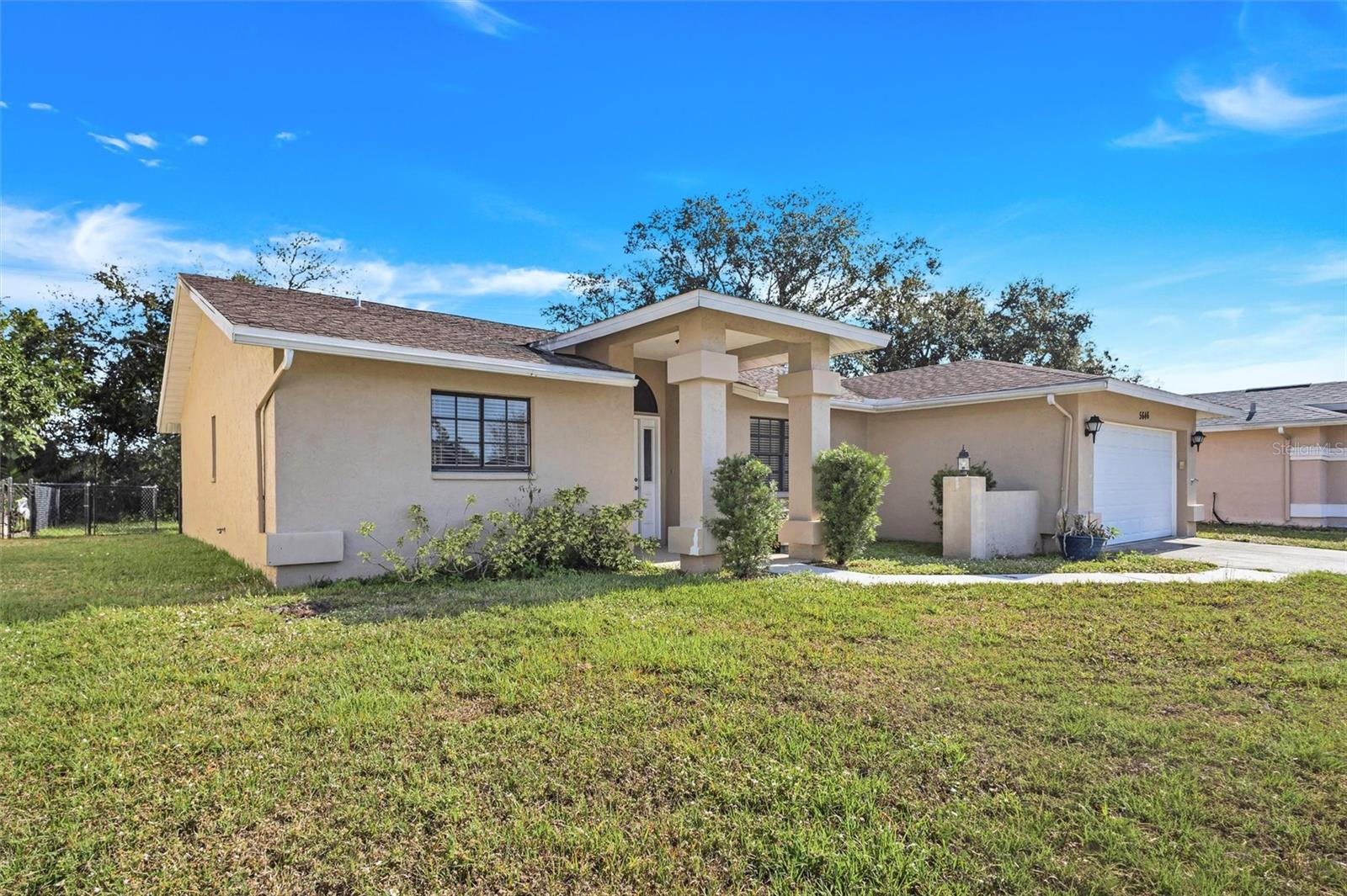 Image 7 of 56 For 5646 29th Street Circle E