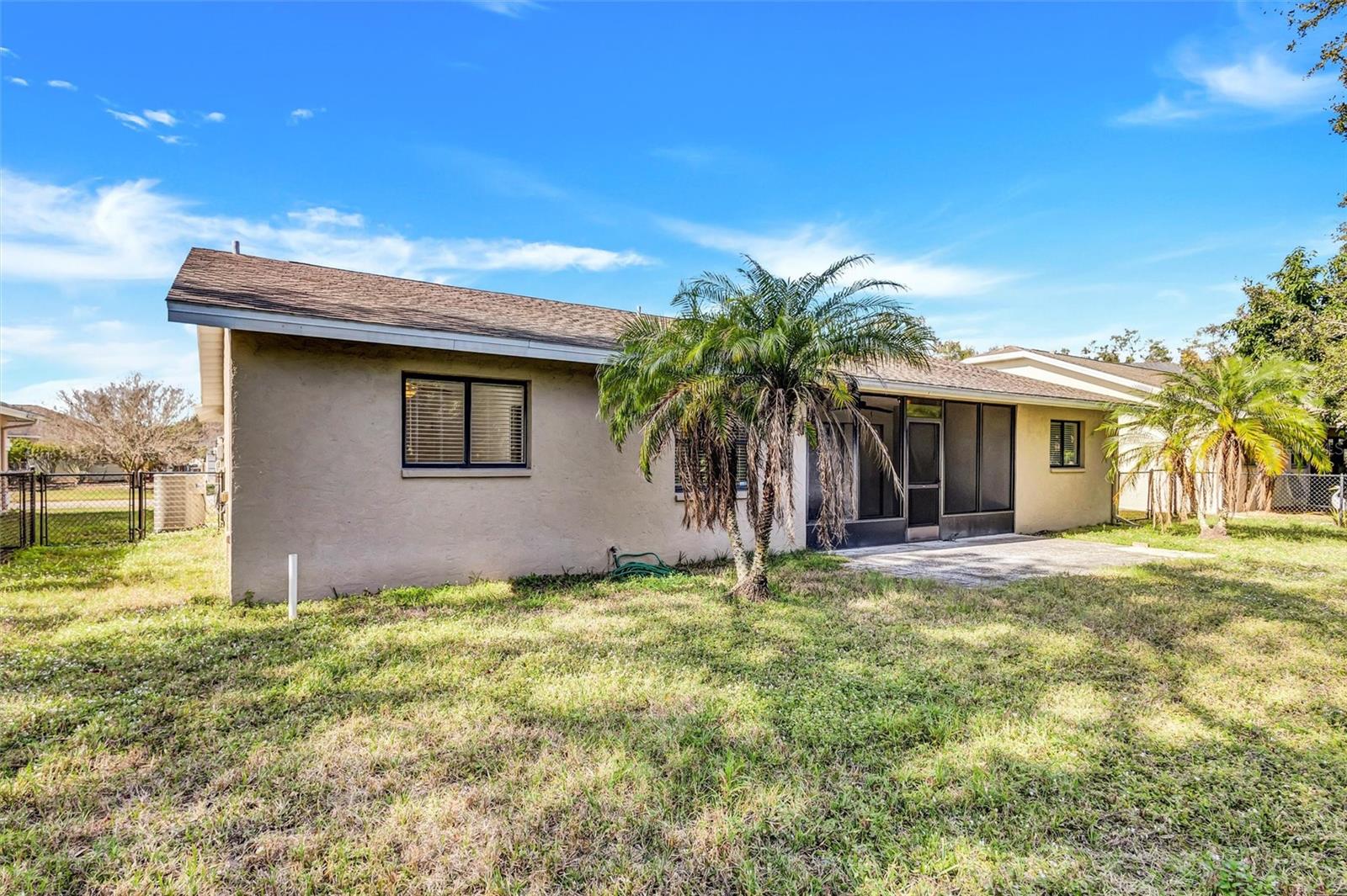 Image 9 of 56 For 5646 29th Street Circle E