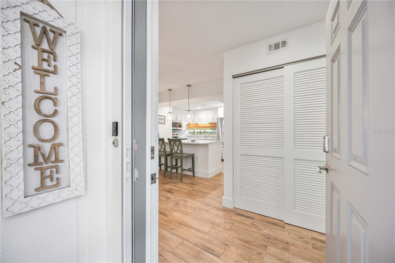 Image 2 of 69 For 1166 Peppertree Drive 112d