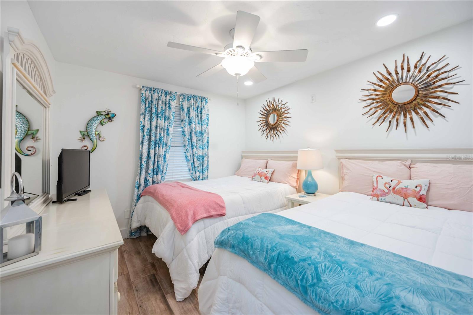 Image 31 of 69 For 1166 Peppertree Drive 112d