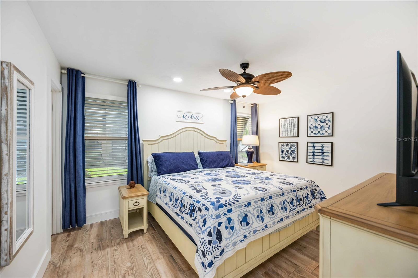 Image 33 of 69 For 1166 Peppertree Drive 112d