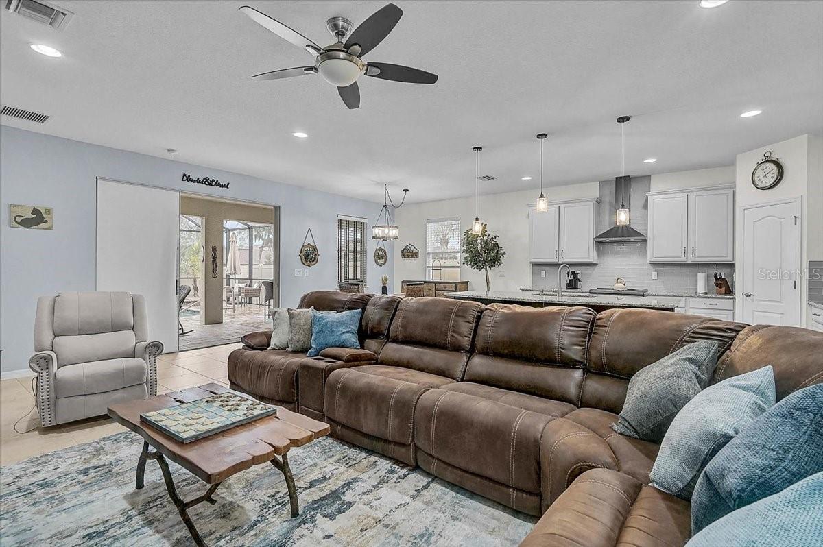 Image 10 of 45 For 7893 Peaceful Par Drive