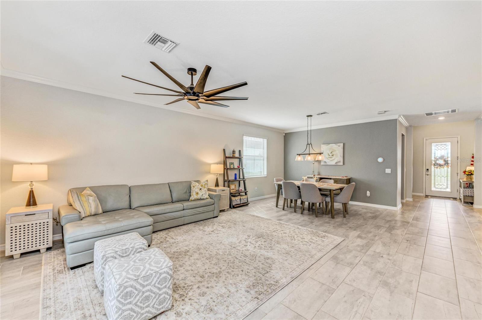 Image 14 of 40 For 17127 Blue Ridge Place