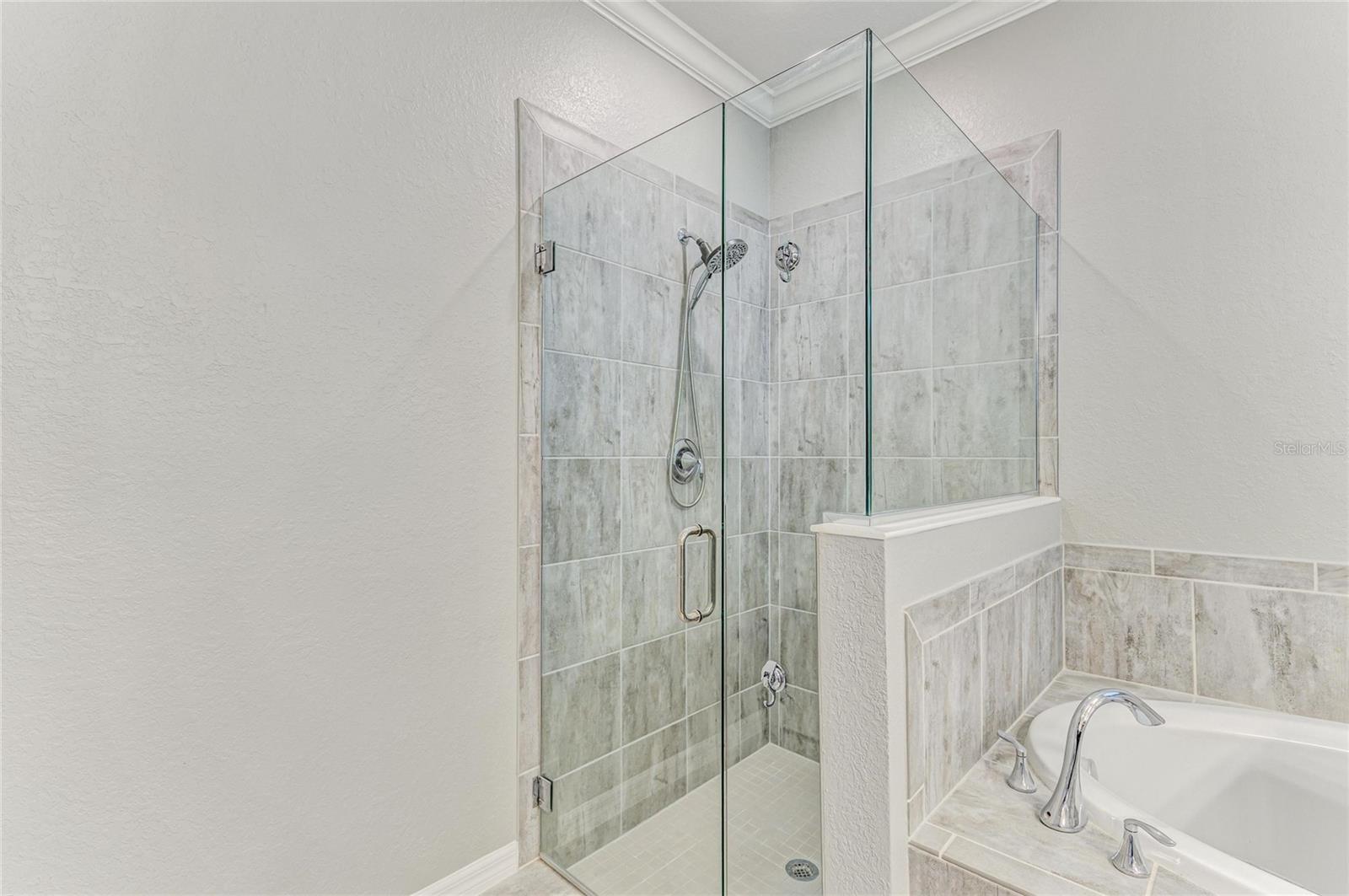 Image 20 of 40 For 17127 Blue Ridge Place