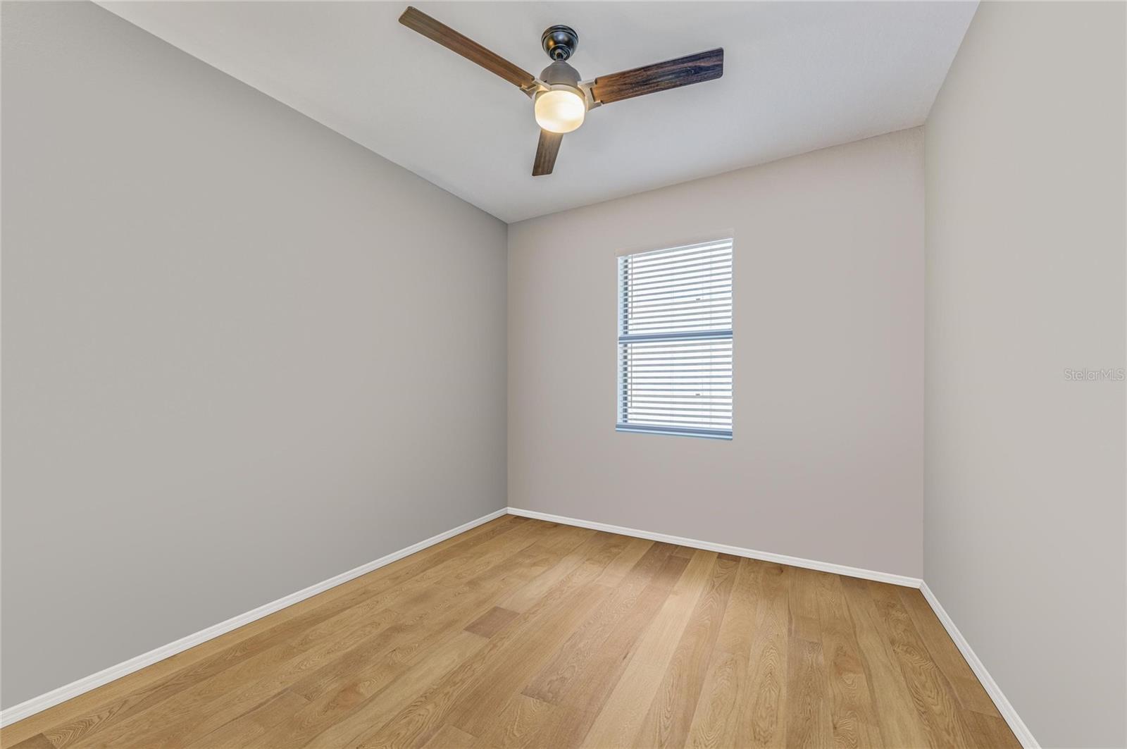 Image 26 of 40 For 17127 Blue Ridge Place