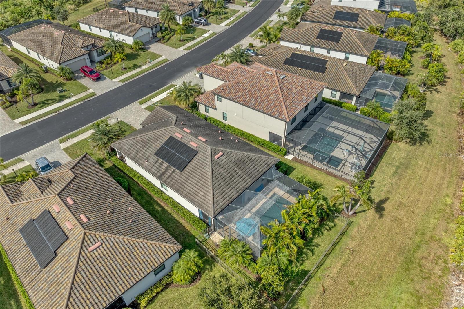 Image 6 of 40 For 17127 Blue Ridge Place