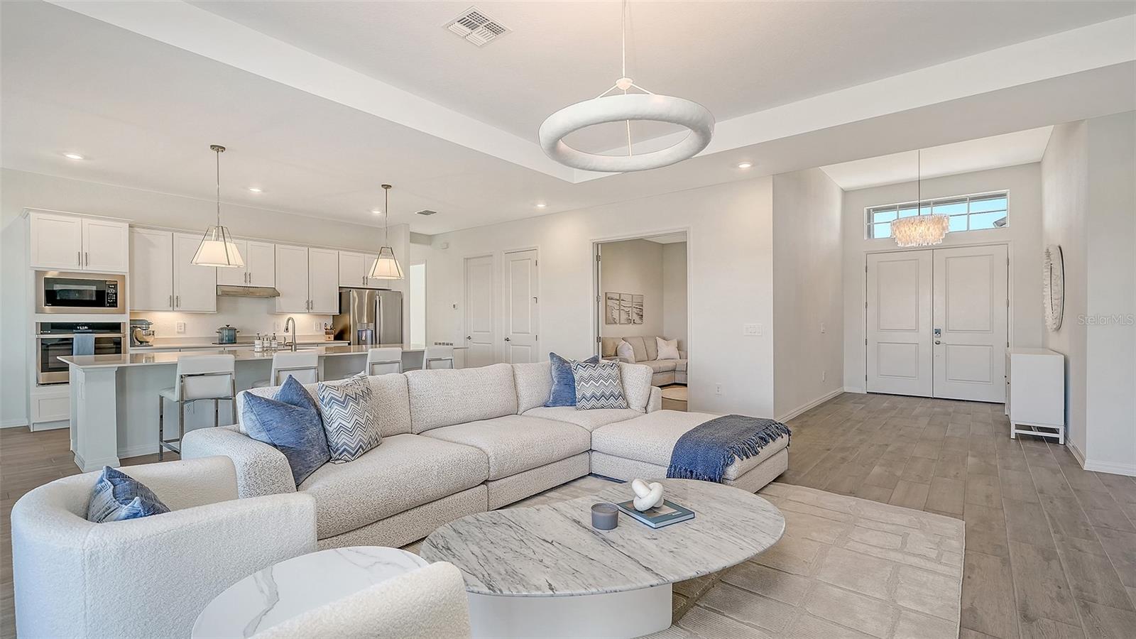 Image 11 of 91 For 17160 Albatross Road