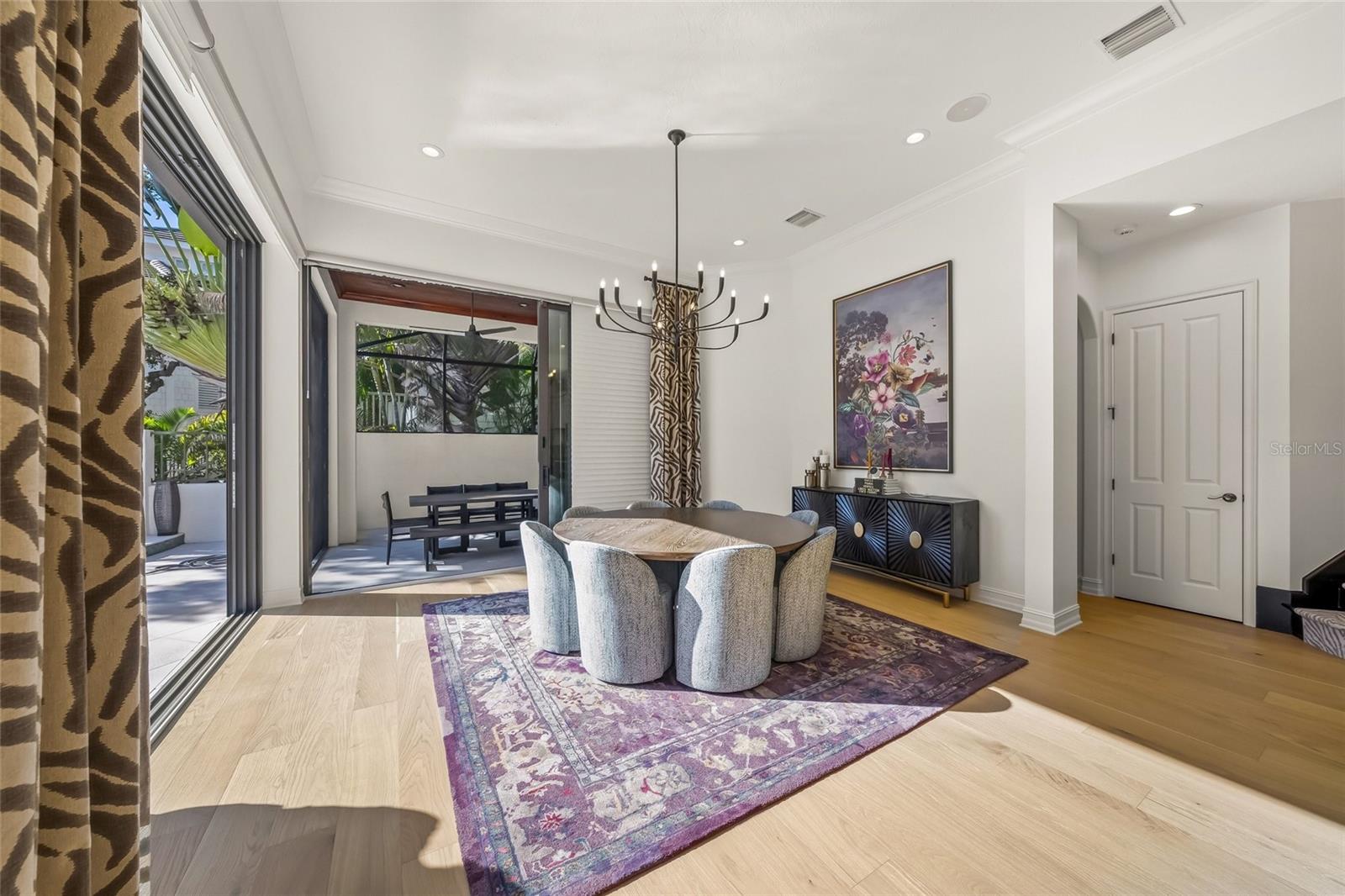 Image 18 of 81 For 1451 Rebecca Lane