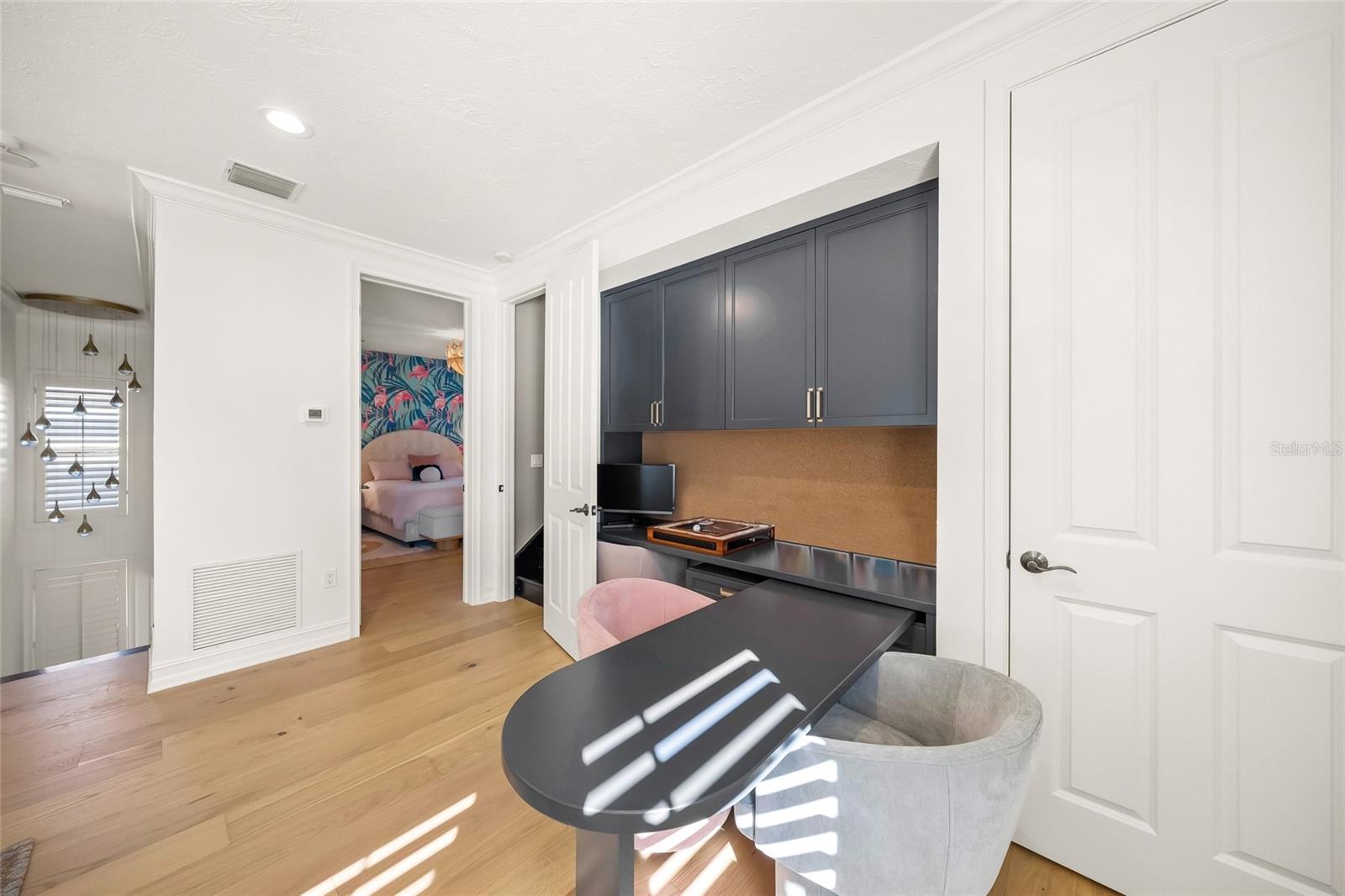 Image 39 of 81 For 1451 Rebecca Lane