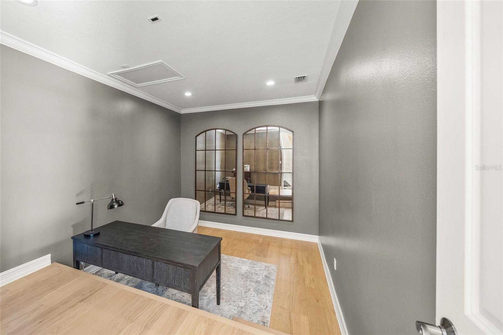 Image 40 of 81 For 1451 Rebecca Lane