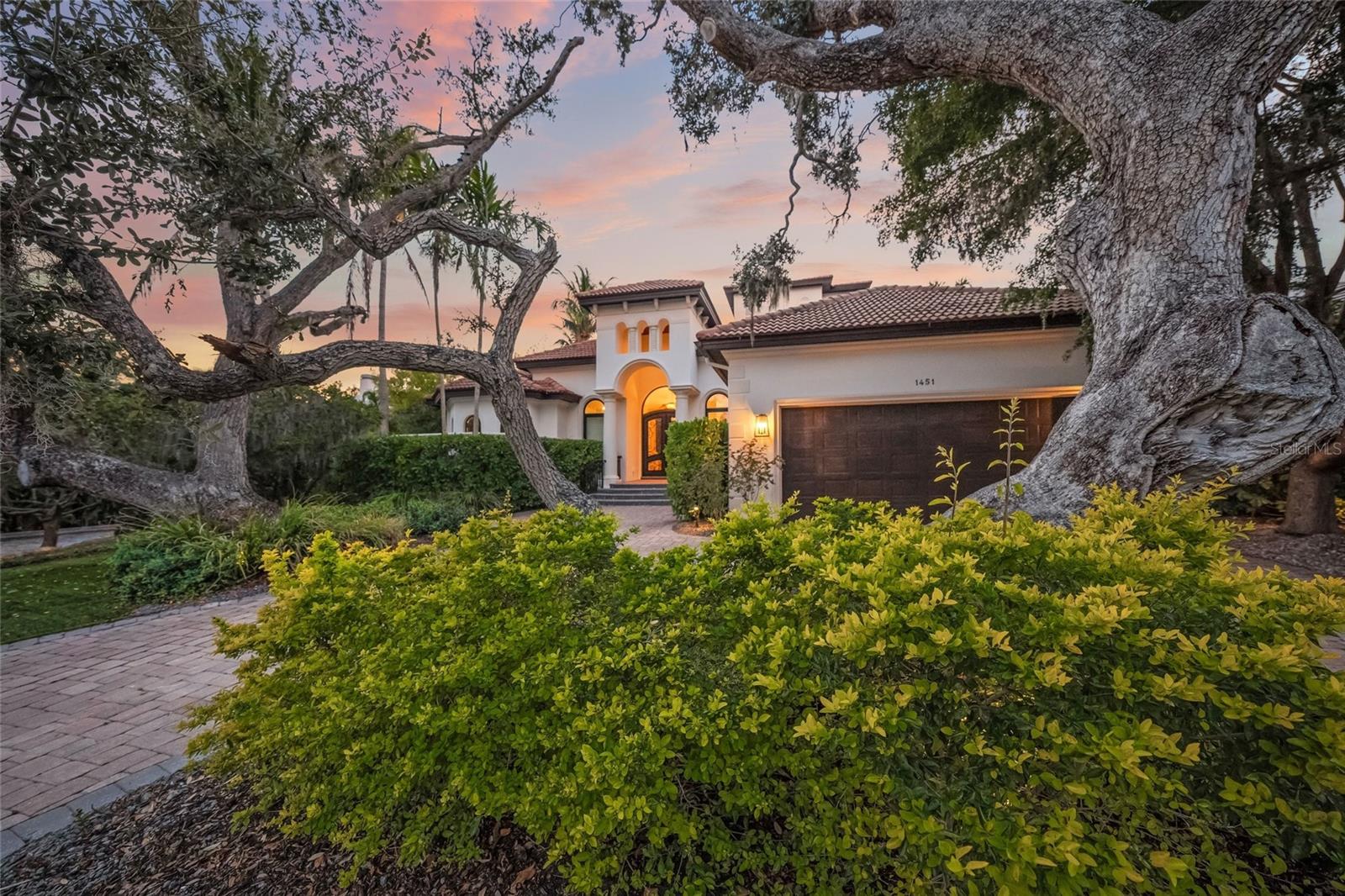 Image 62 of 81 For 1451 Rebecca Lane