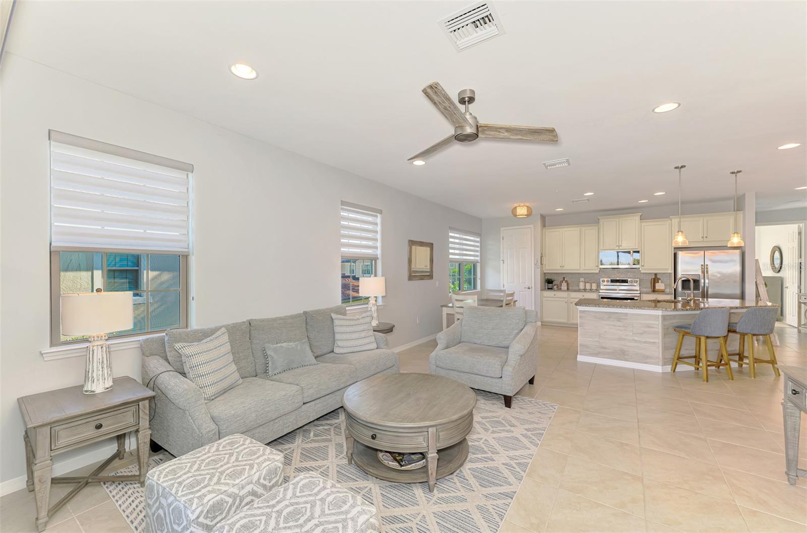 Image 26 of 91 For 113 Porta Vecchio Bend 202