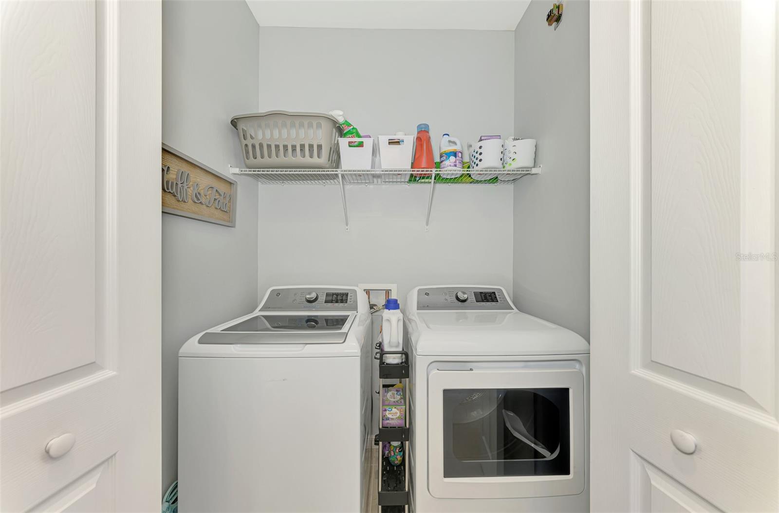 Image 41 of 91 For 113 Porta Vecchio Bend 202